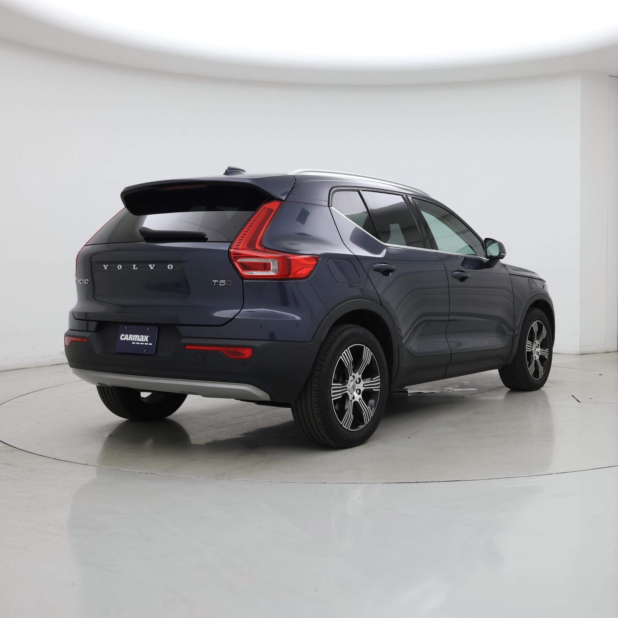 Thumbnail: 2021 Volvo XC40 - 8