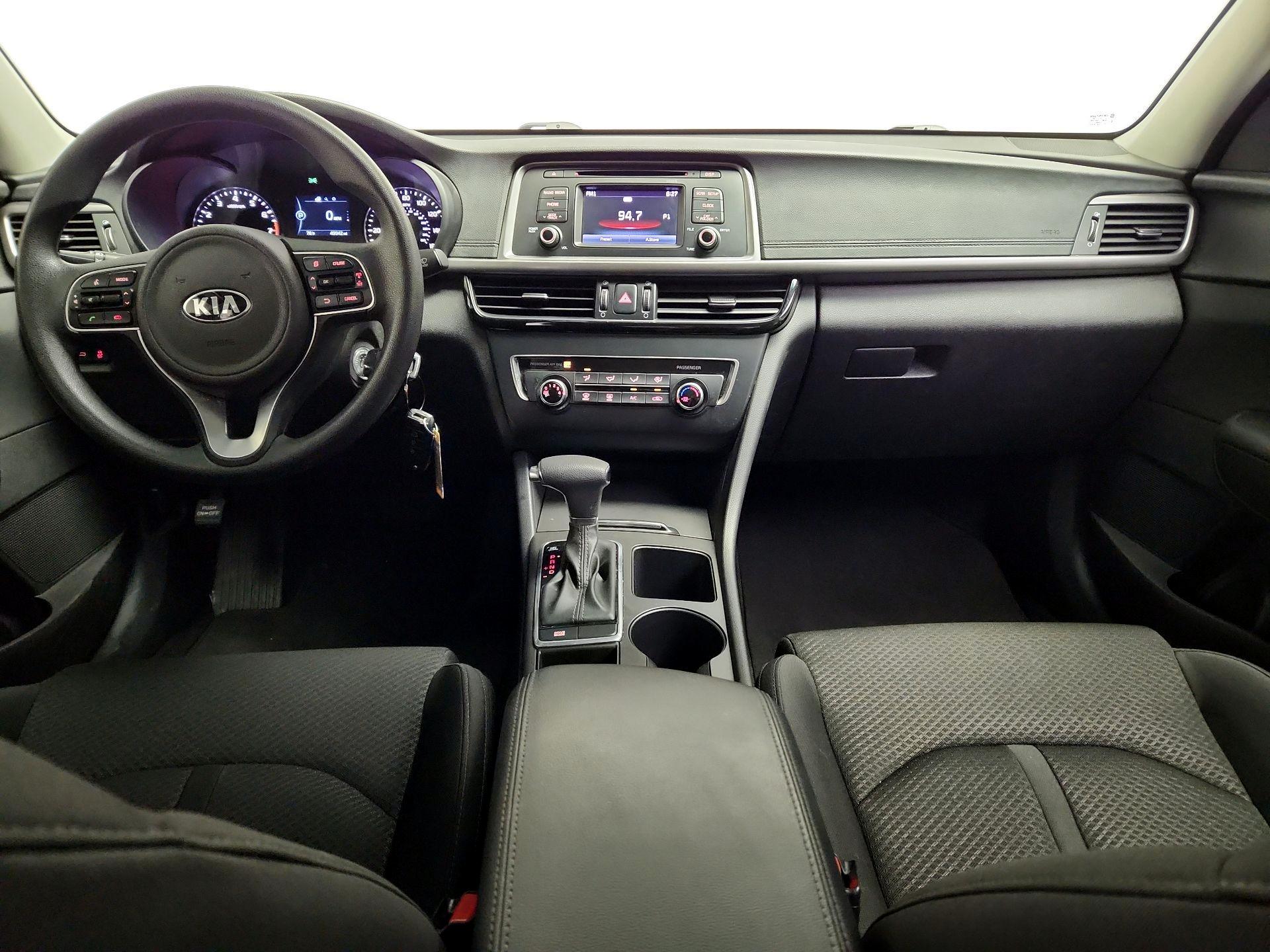 Thumbnail: 2016 Kia Optima - 9