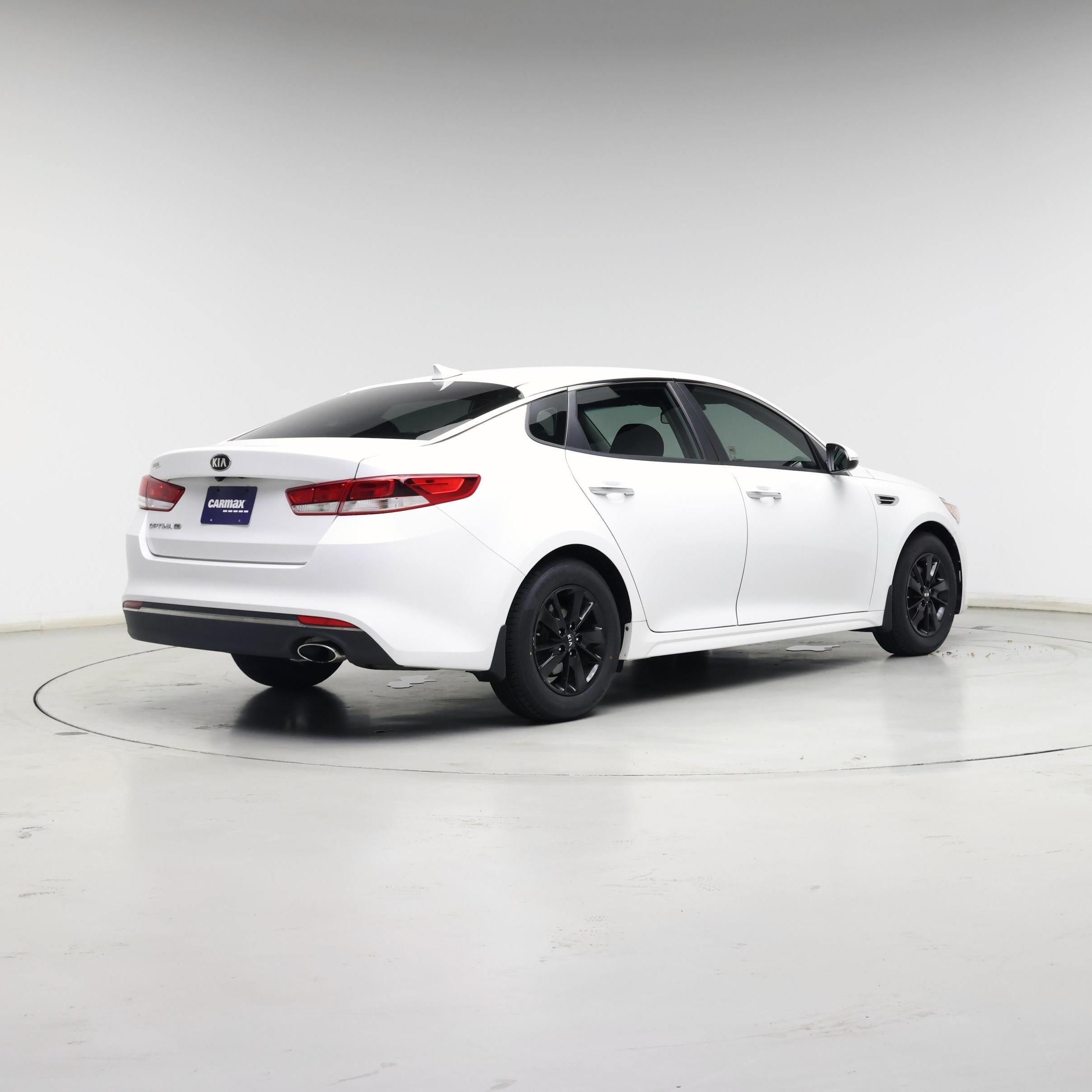 Thumbnail: 2016 Kia Optima - 8