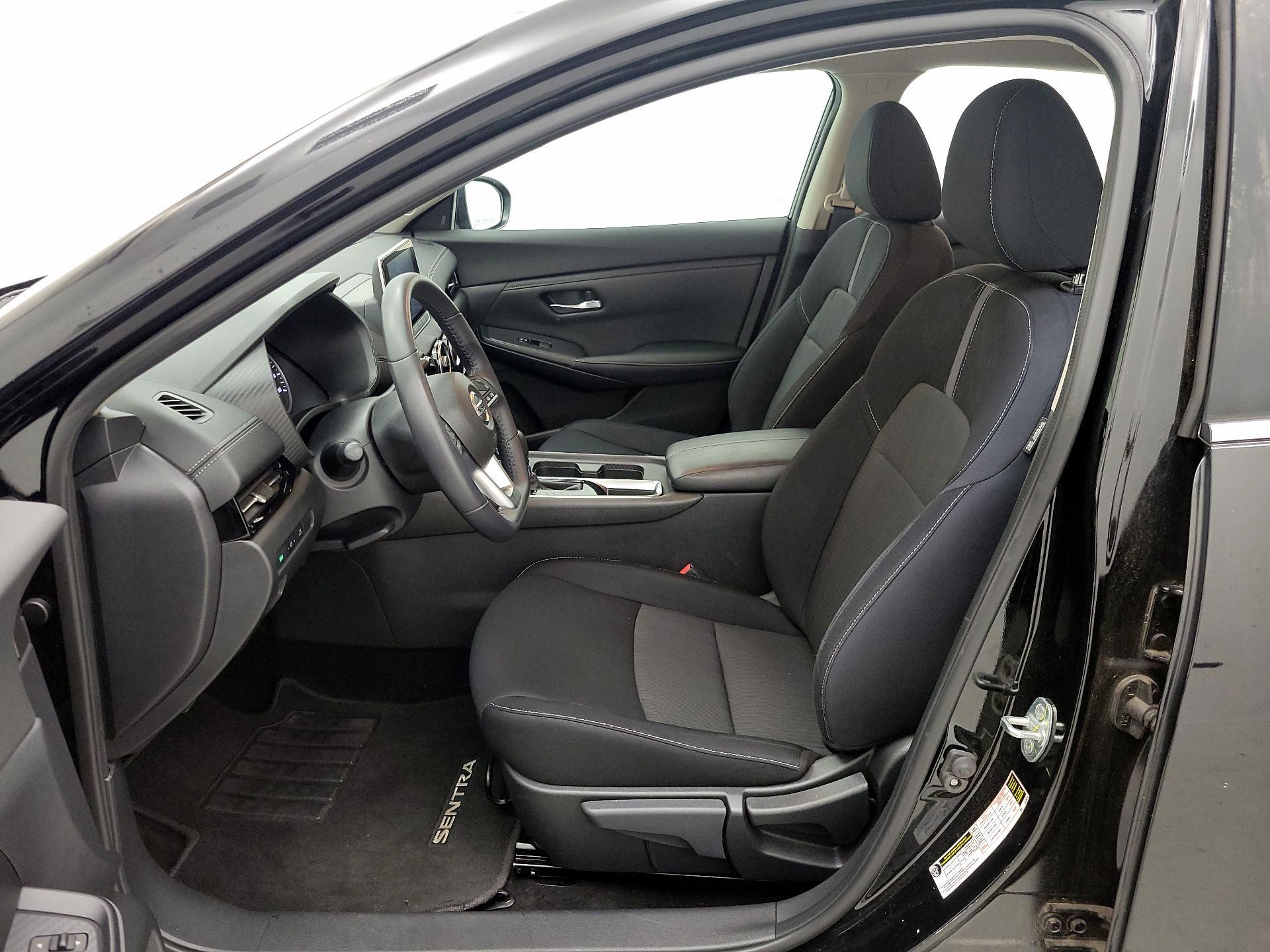 Thumbnail: 2020 Nissan Sentra - 11