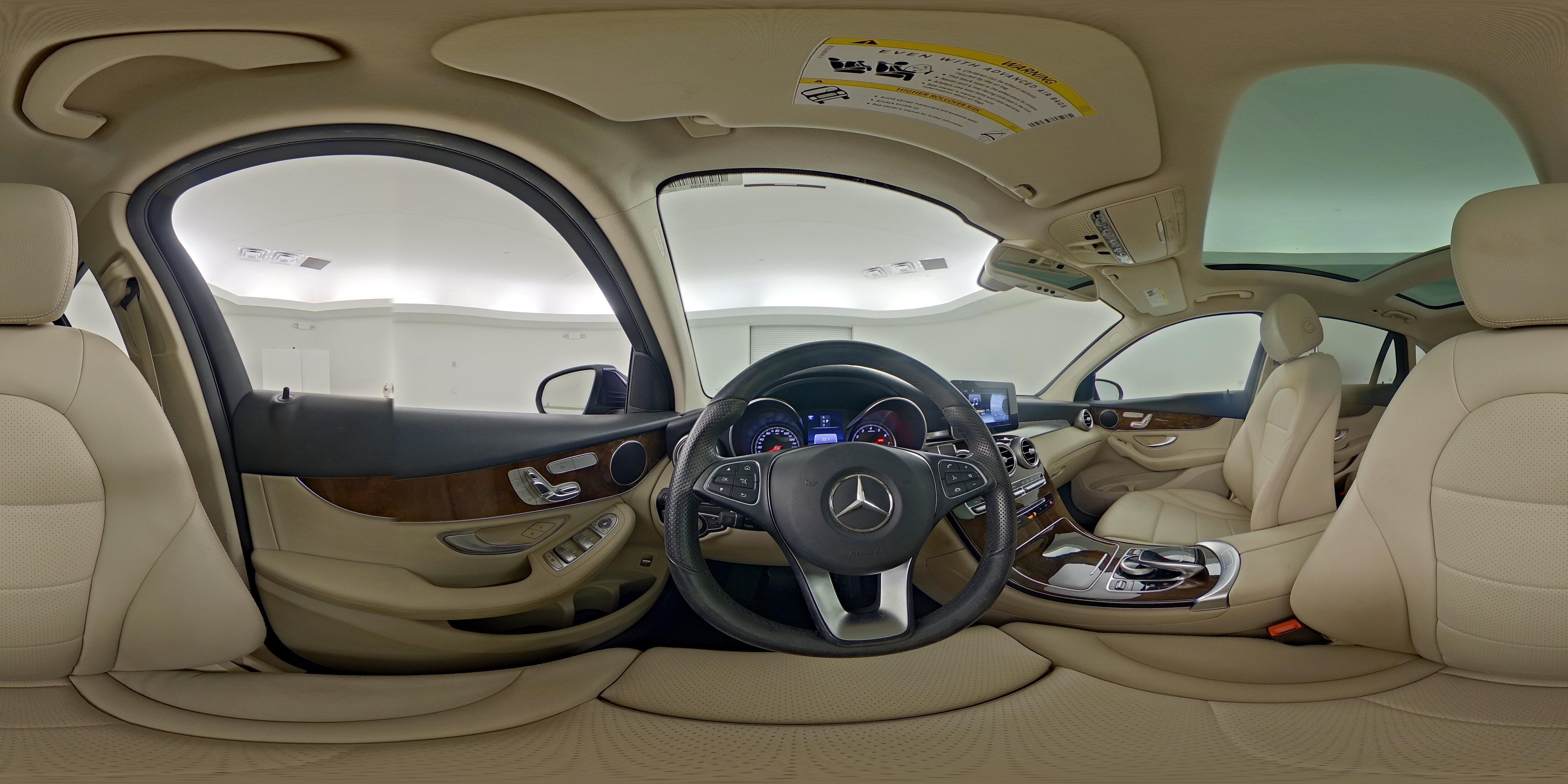 2017 Mercedes-Benz GLC GLC300 - Photo 28