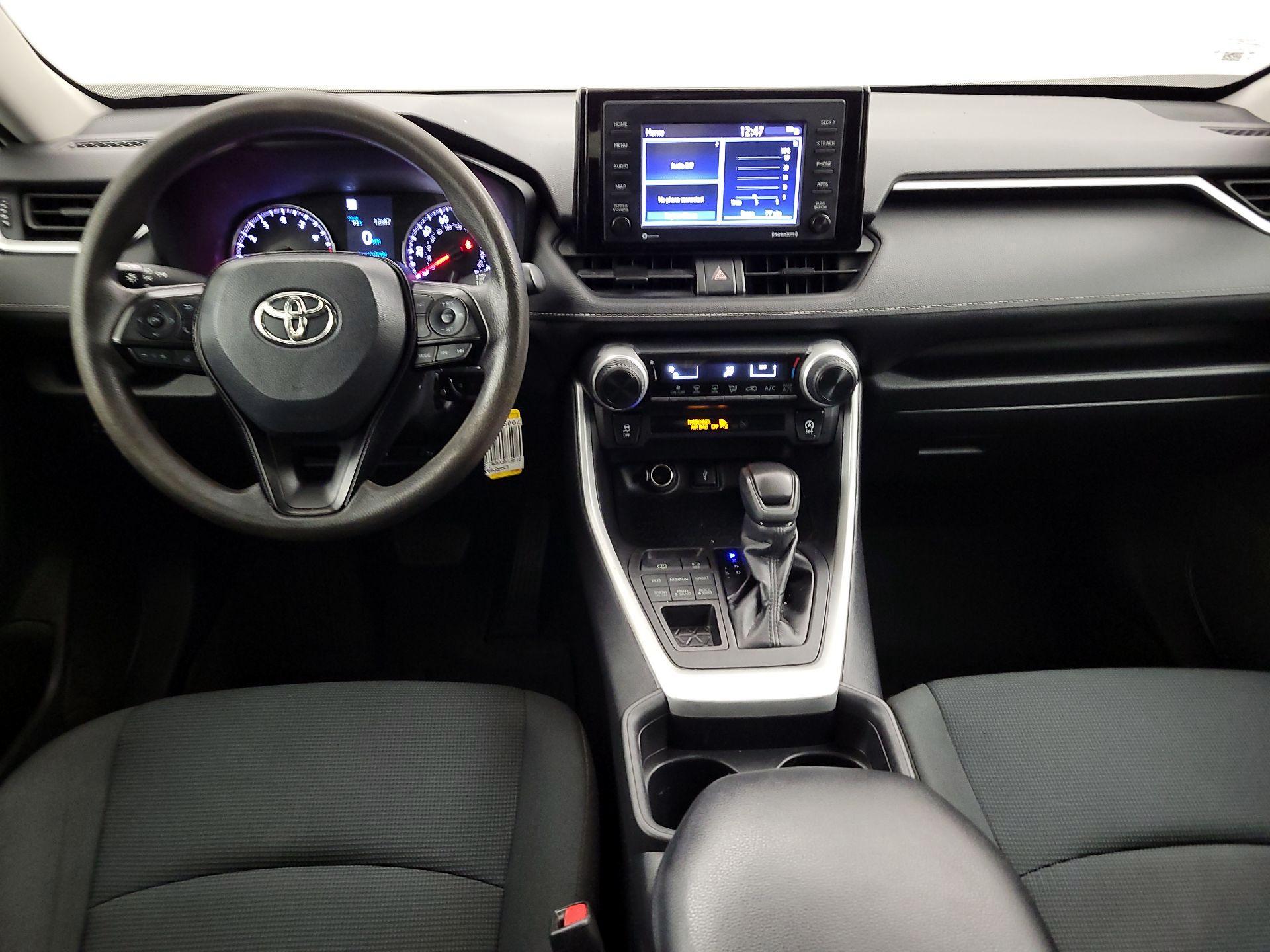 Thumbnail: 2021 Toyota RAV4 - 9