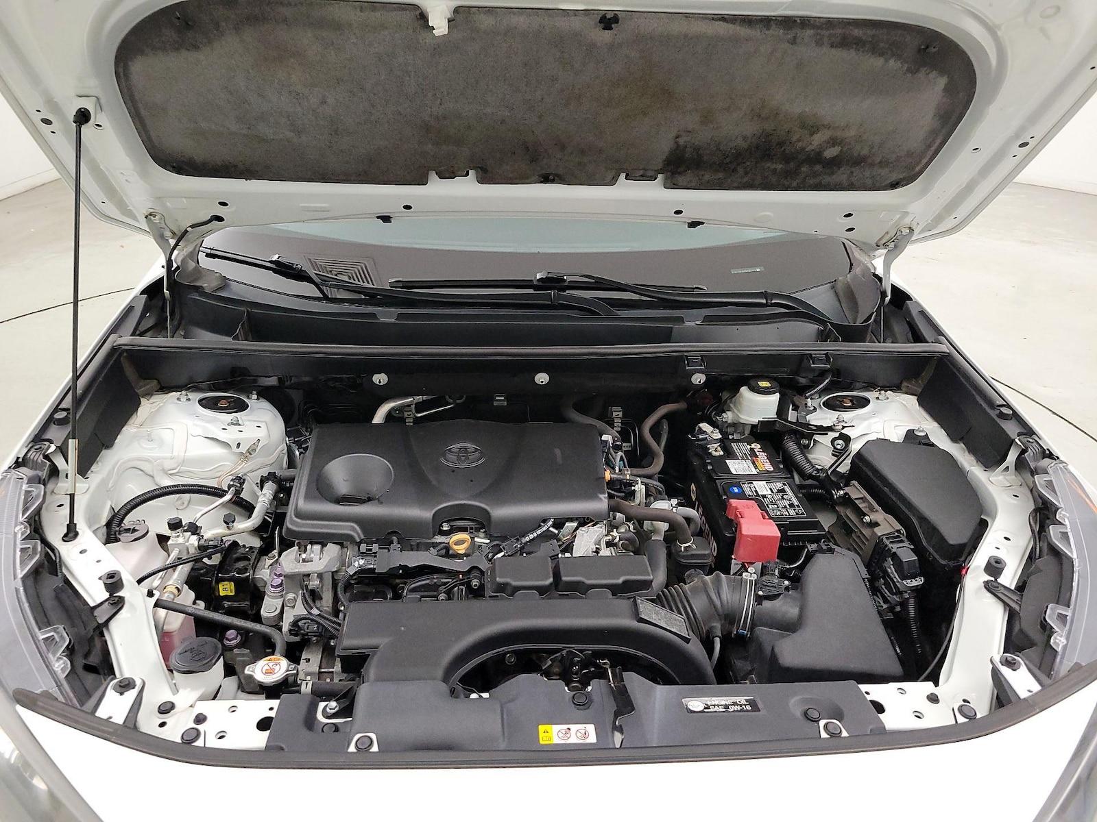 2021 Toyota RAV4 LE - Photo 22