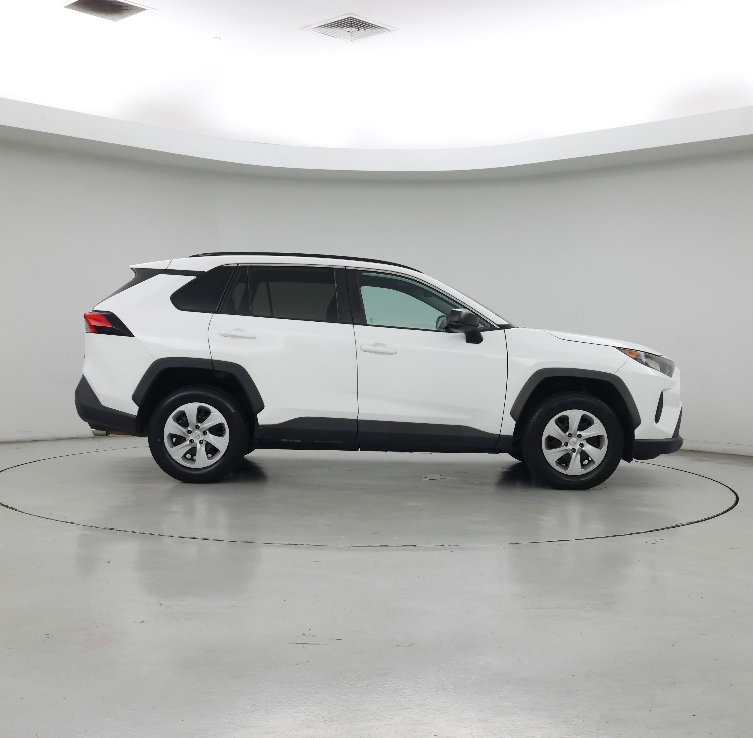 Thumbnail: 2021 Toyota RAV4 - 7