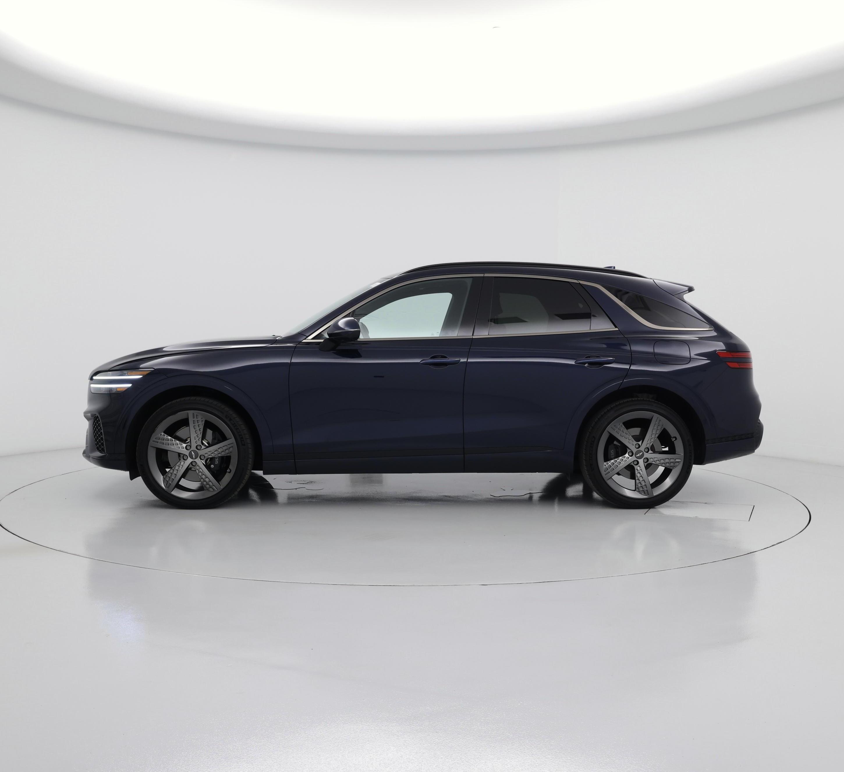 Thumbnail: 2023 Genesis GV70 - 3