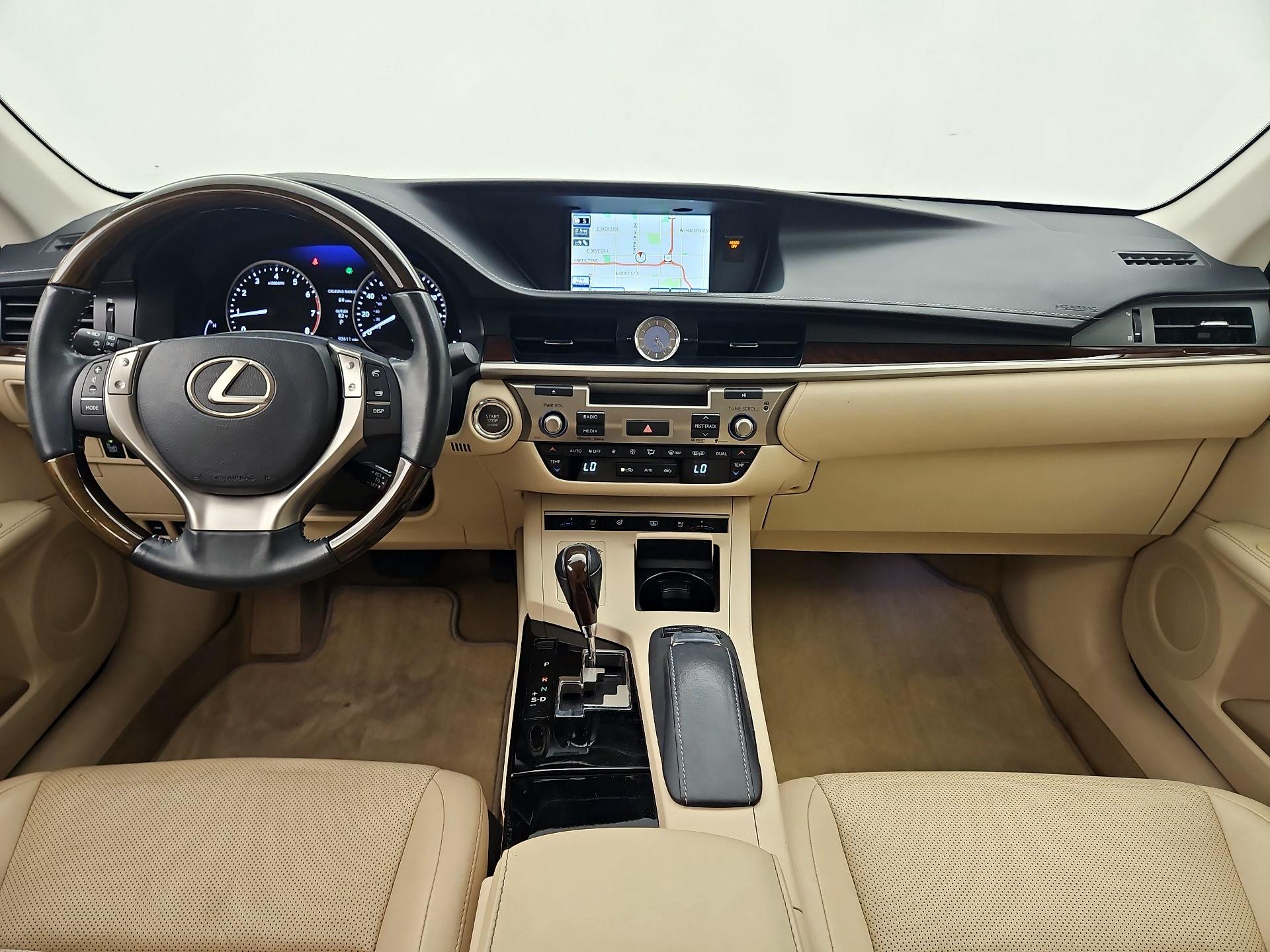 Thumbnail: 2014 Lexus ES - 9