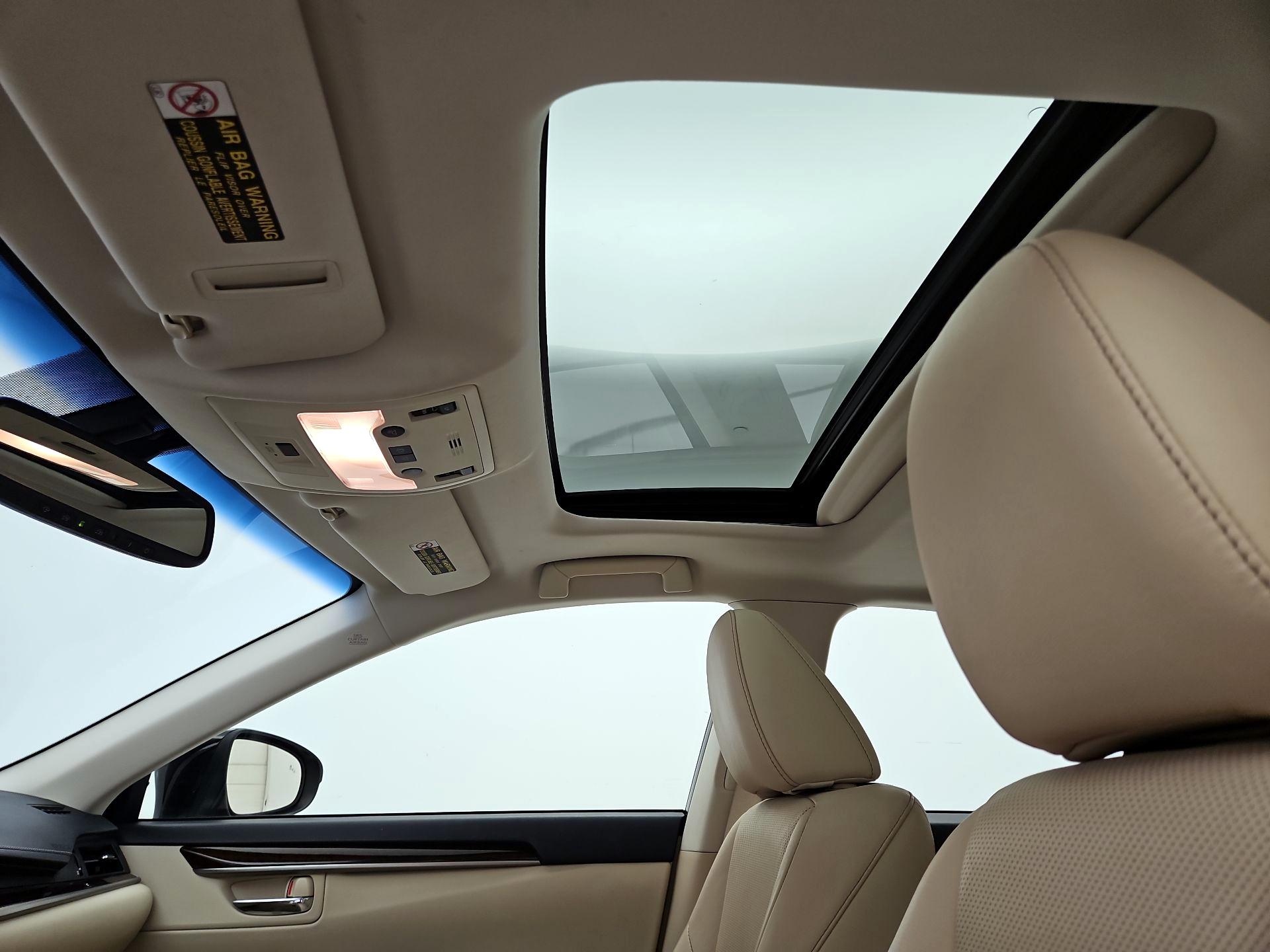 Thumbnail: 2014 Lexus ES - 20