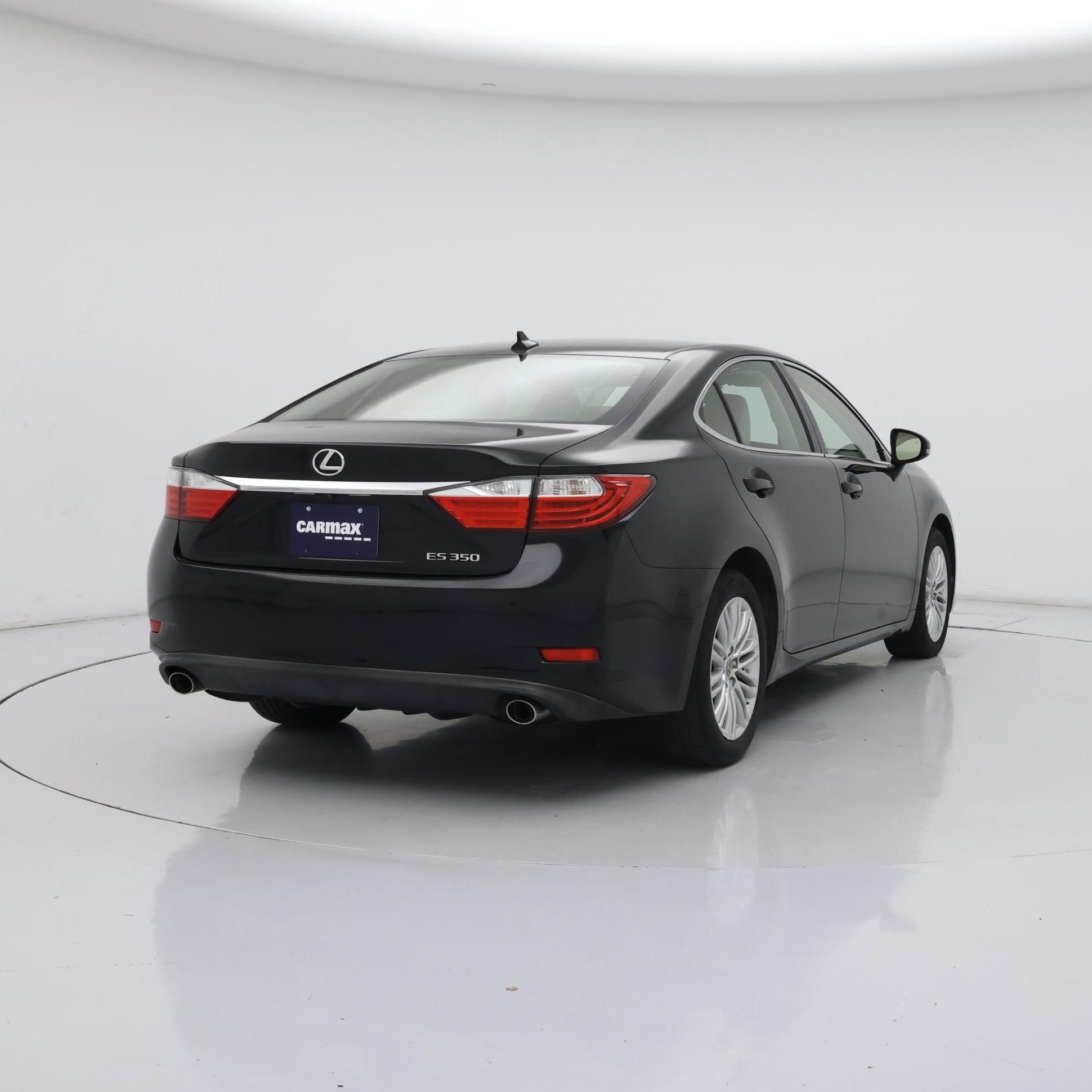 Thumbnail: 2014 Lexus ES - 8
