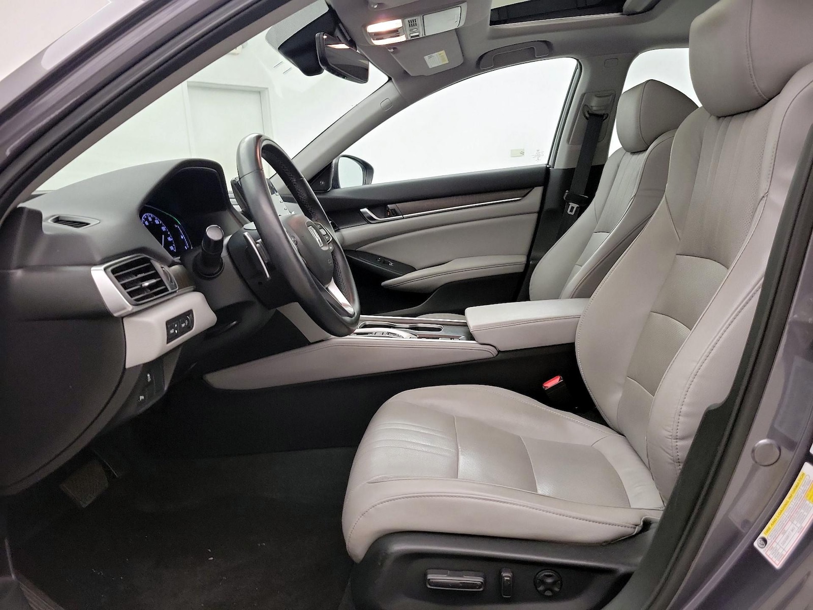 2018 Honda Accord Hybrid Touring - Photo 12