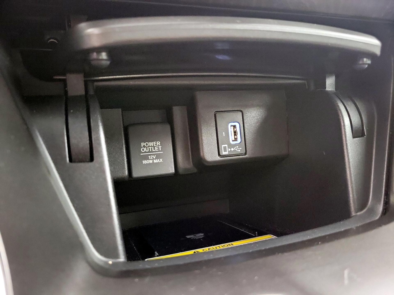 2018 Honda Accord Hybrid Touring - Photo 19