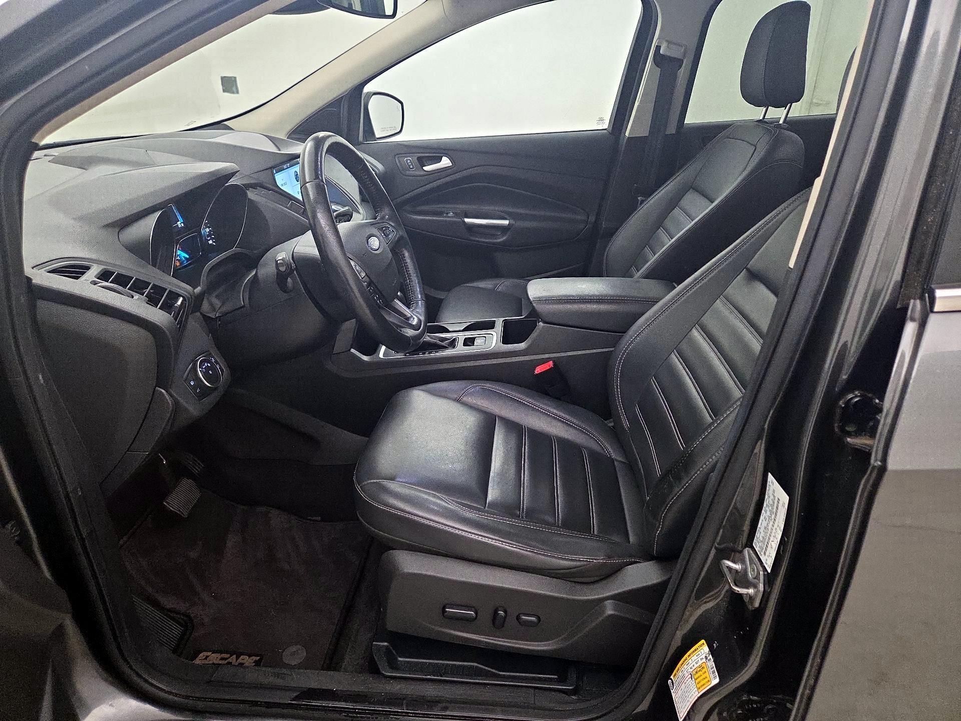 Thumbnail: 2019 Ford Escape - 11