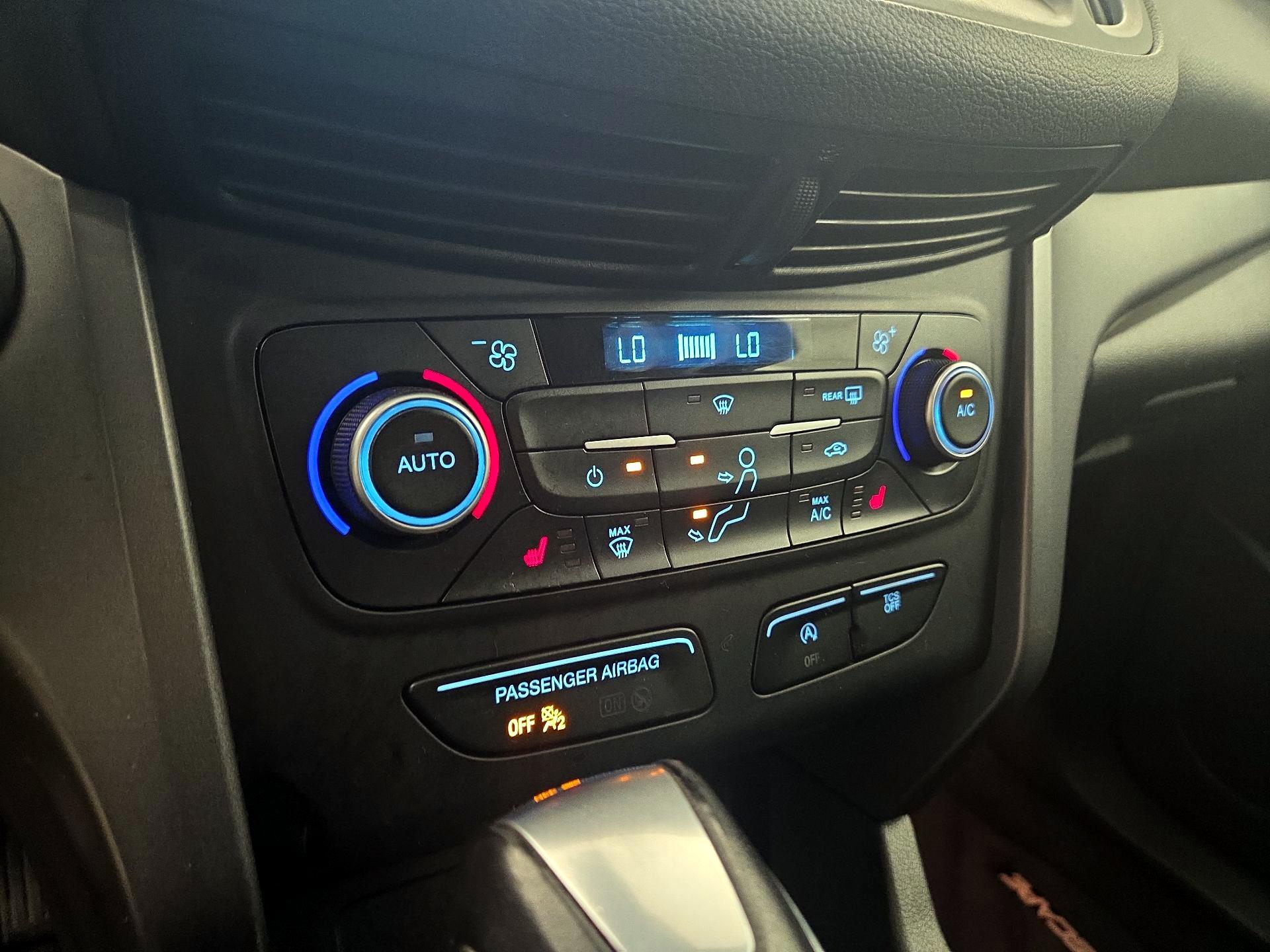 Thumbnail: 2019 Ford Escape - 16