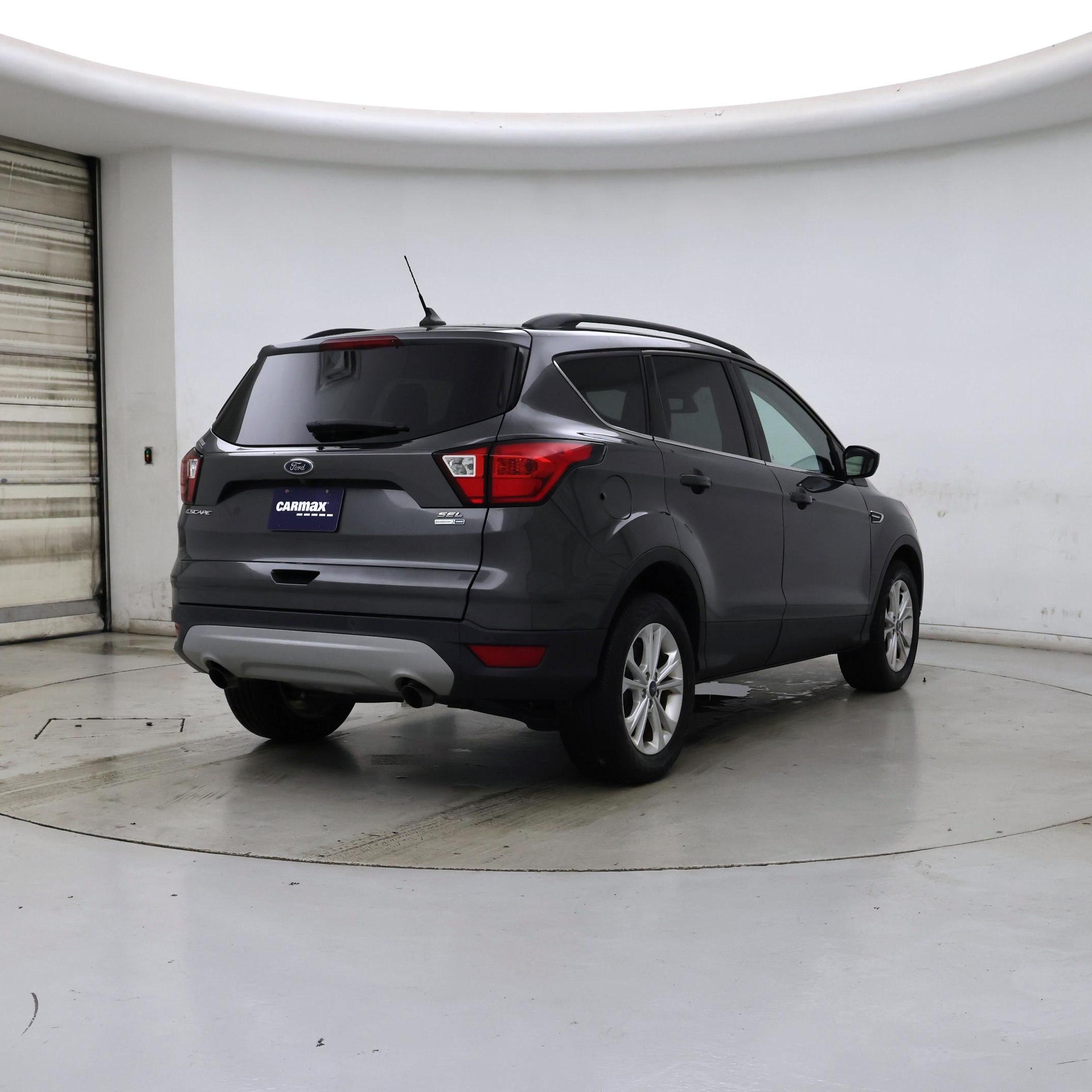 Thumbnail: 2019 Ford Escape - 8