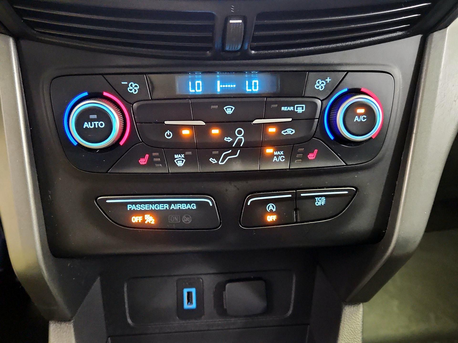 Thumbnail: 2018 Ford Escape - 17