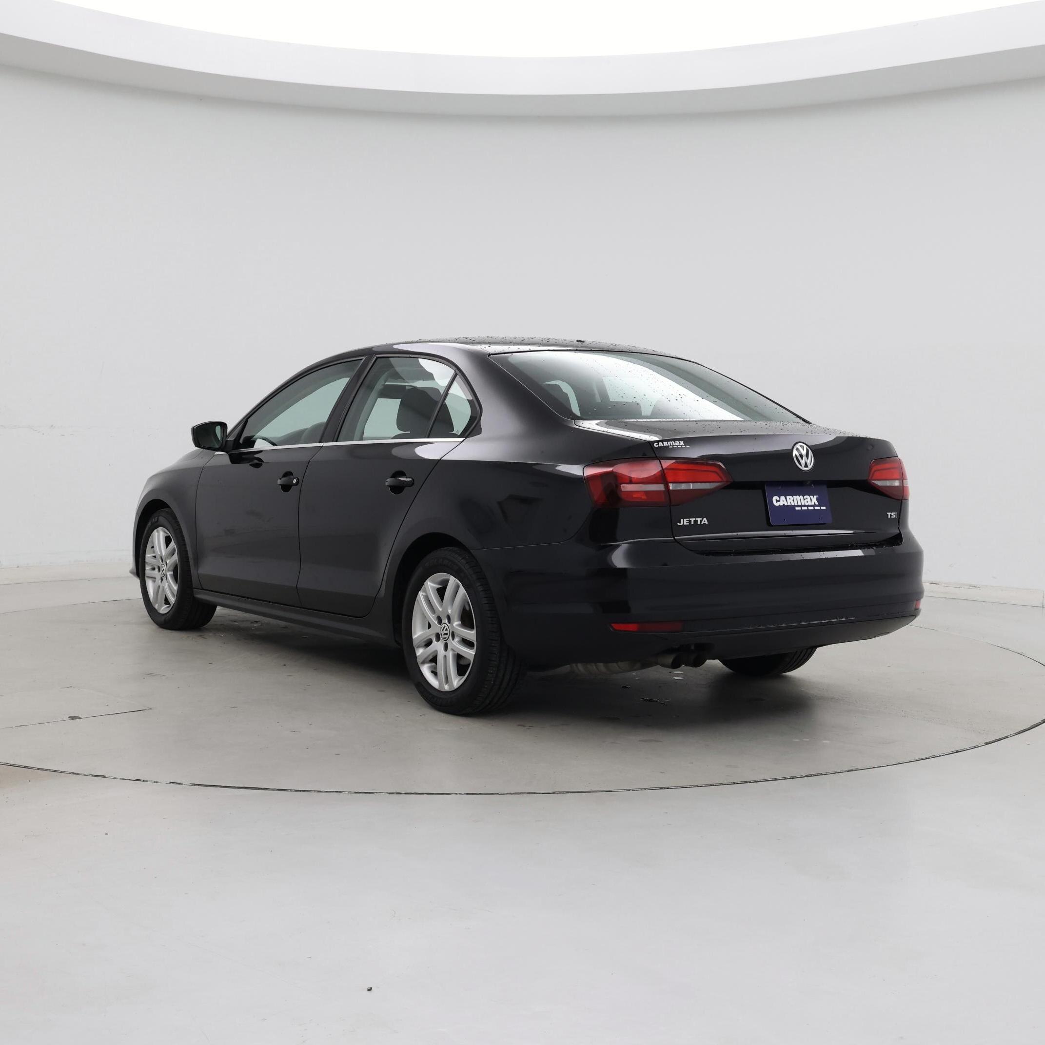 Thumbnail: 2017 Volkswagen Jetta - 2
