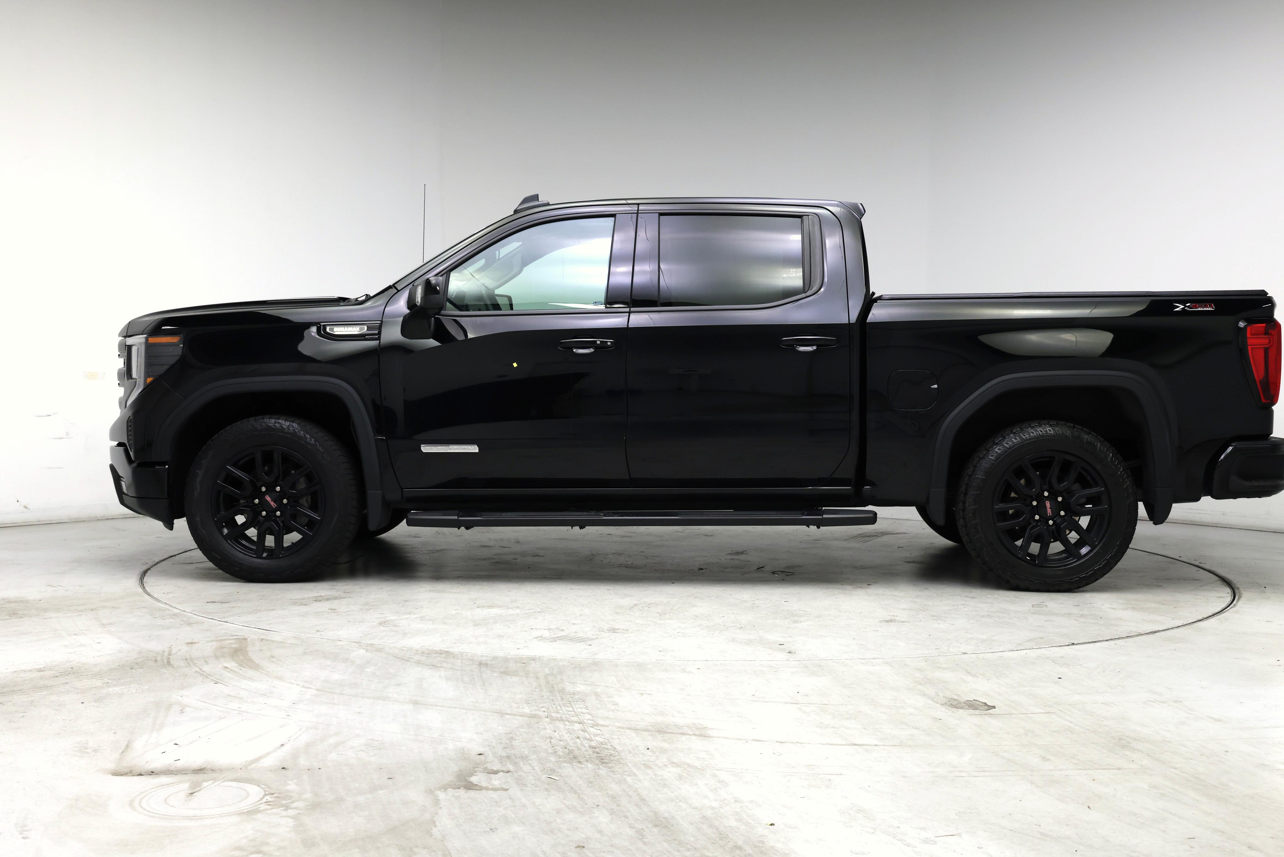 Thumbnail: 2023 GMC Sierra 1500 - 3