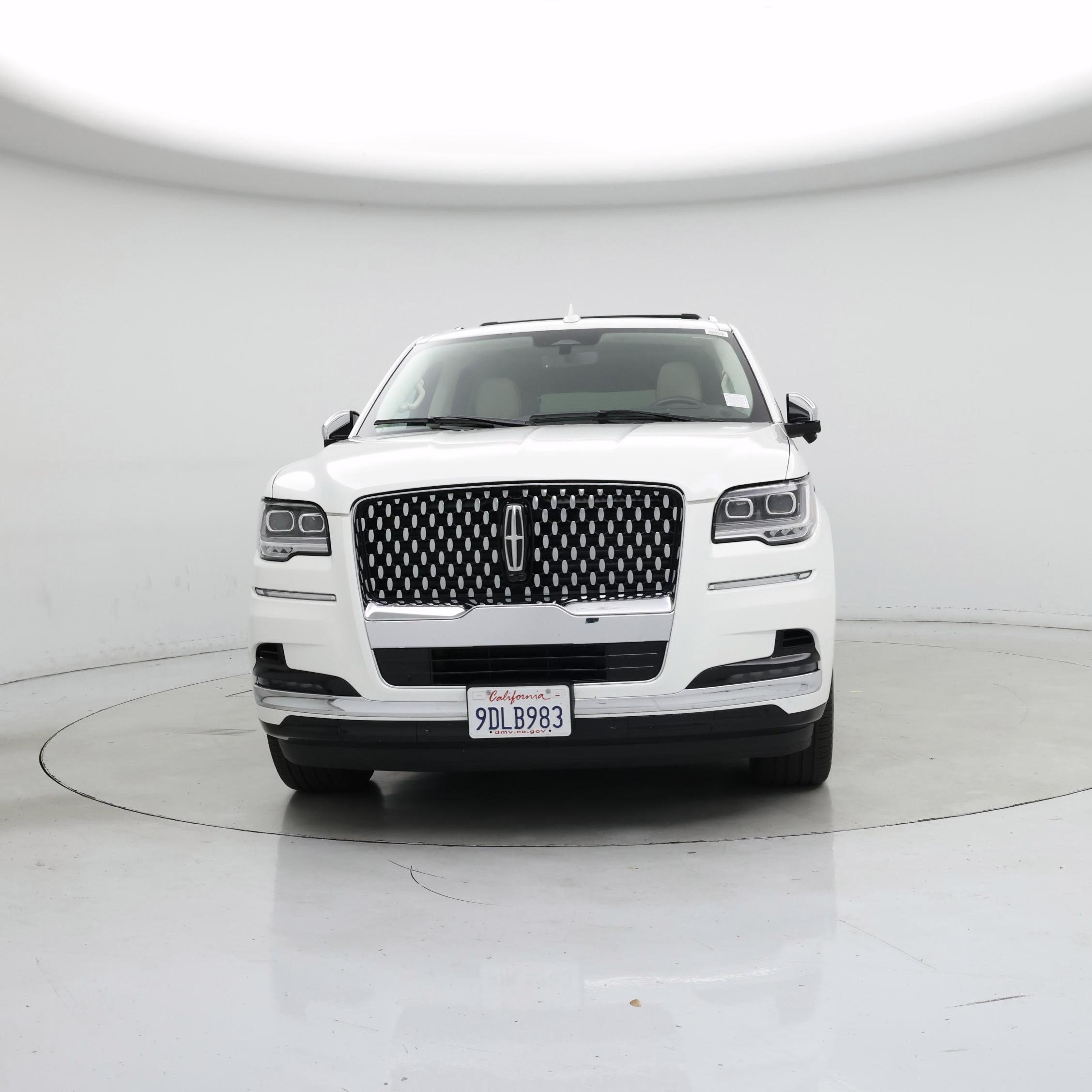 Thumbnail: 2022 Lincoln Navigator - 5