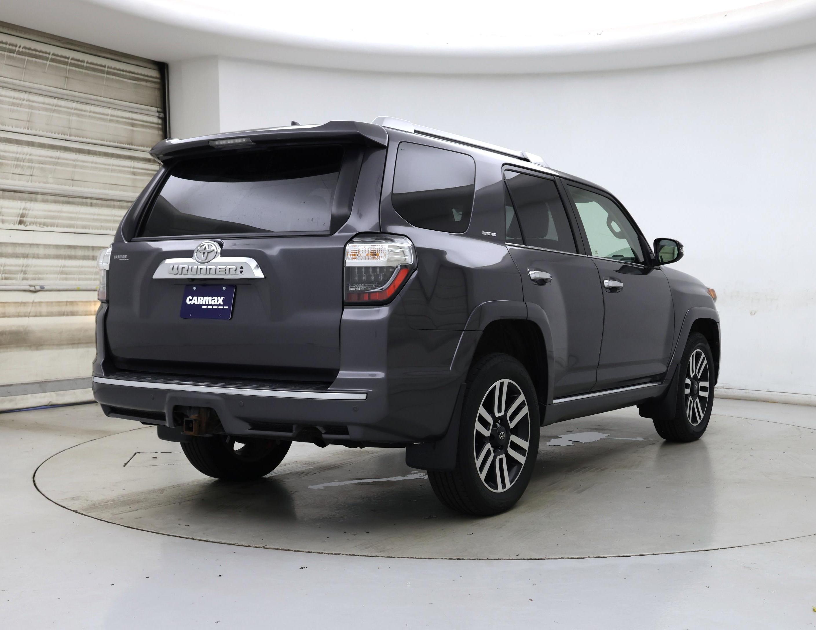 Thumbnail: 2019 Toyota 4Runner - 8