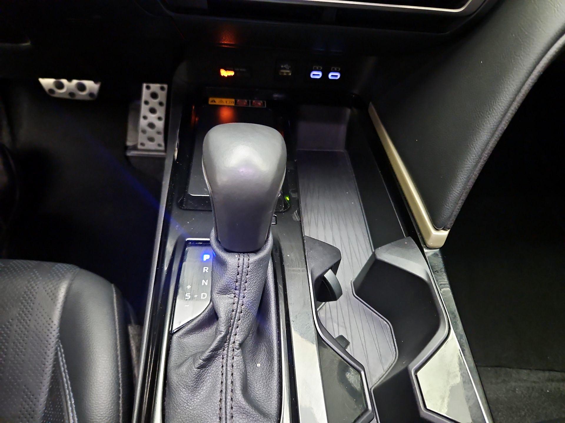 Thumbnail: 2025 Toyota Camry - 17