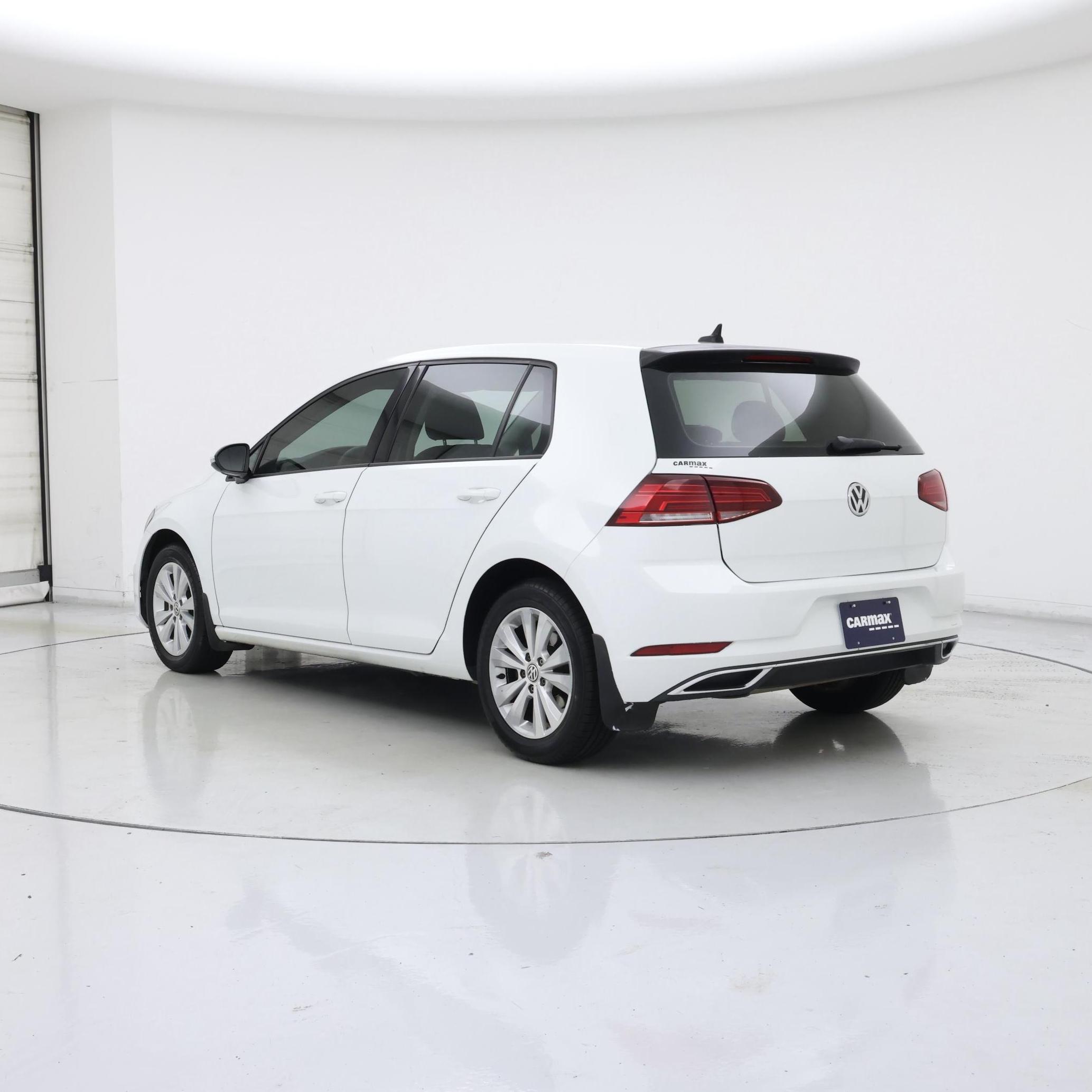 Thumbnail: 2021 Volkswagen Golf - 2