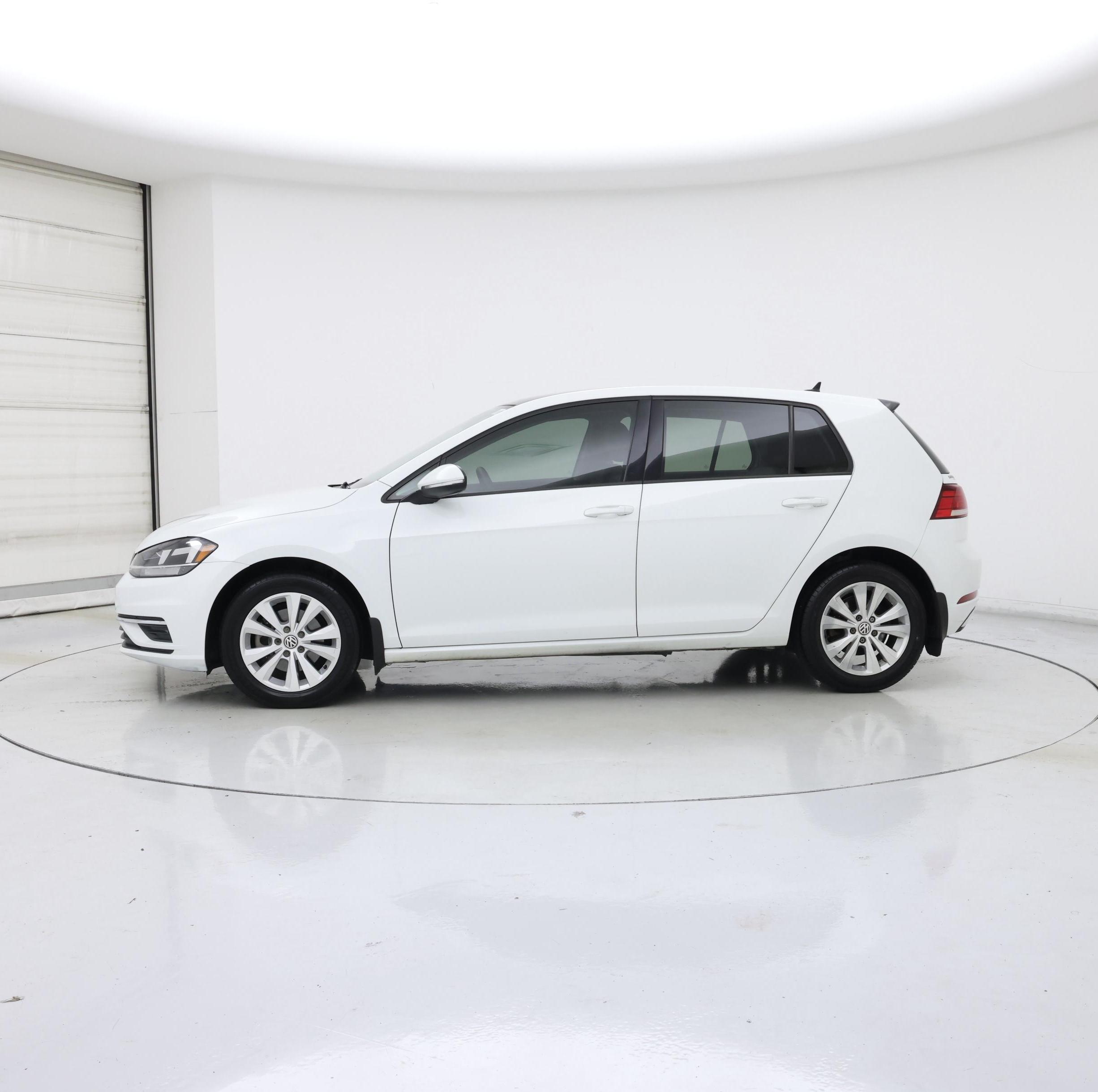 Thumbnail: 2021 Volkswagen Golf - 3
