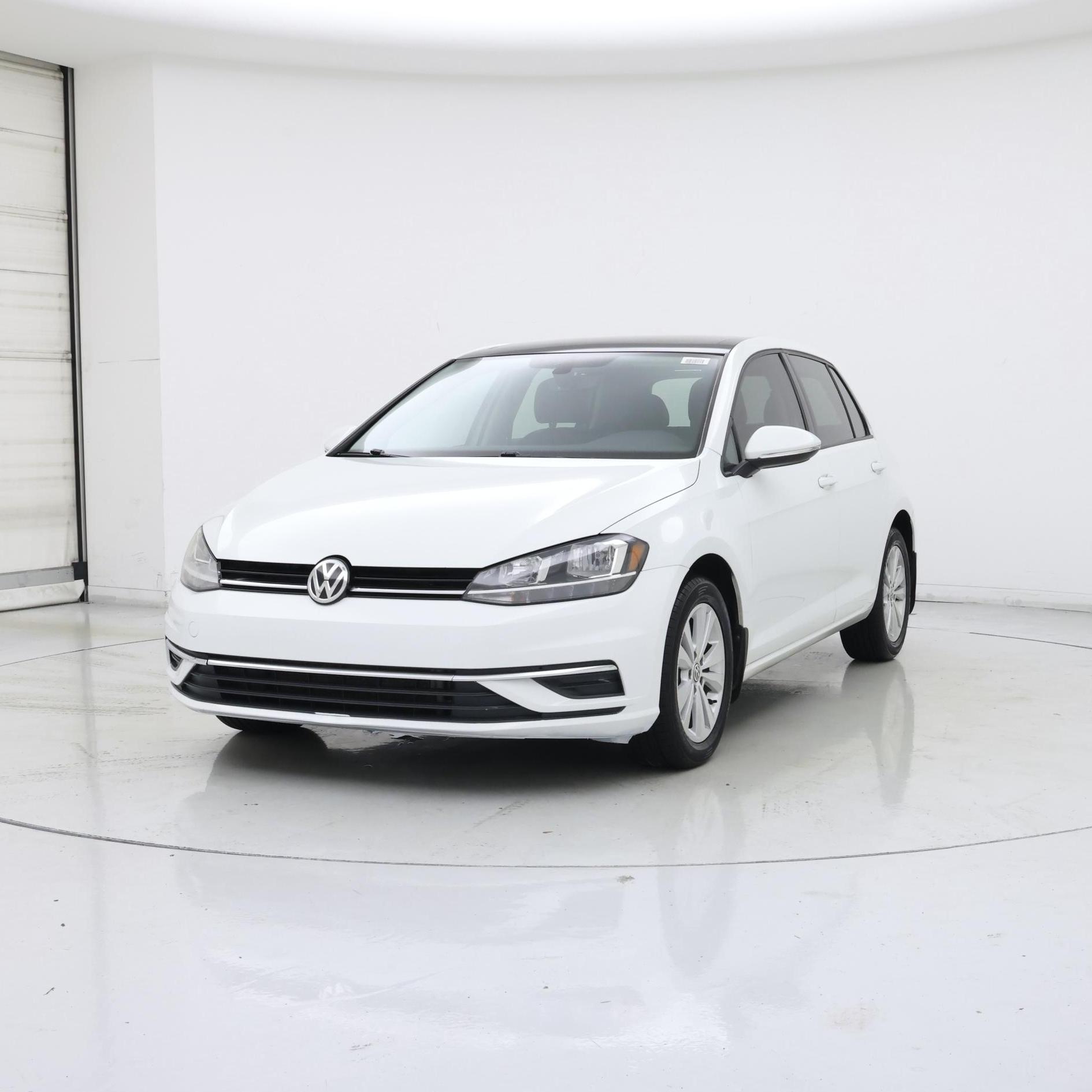 Thumbnail: 2021 Volkswagen Golf - 4