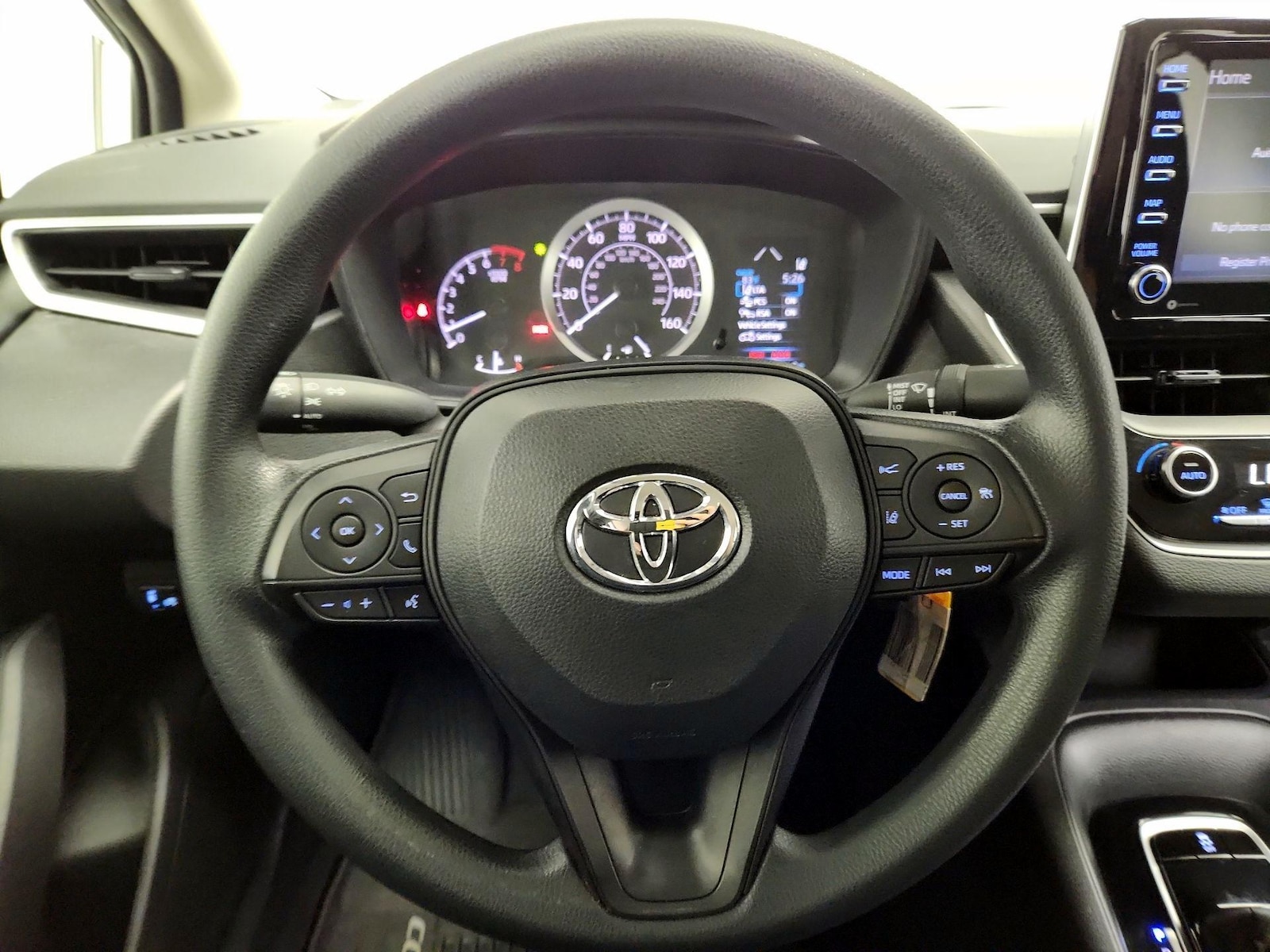 2021 Toyota Corolla LE - Photo 11