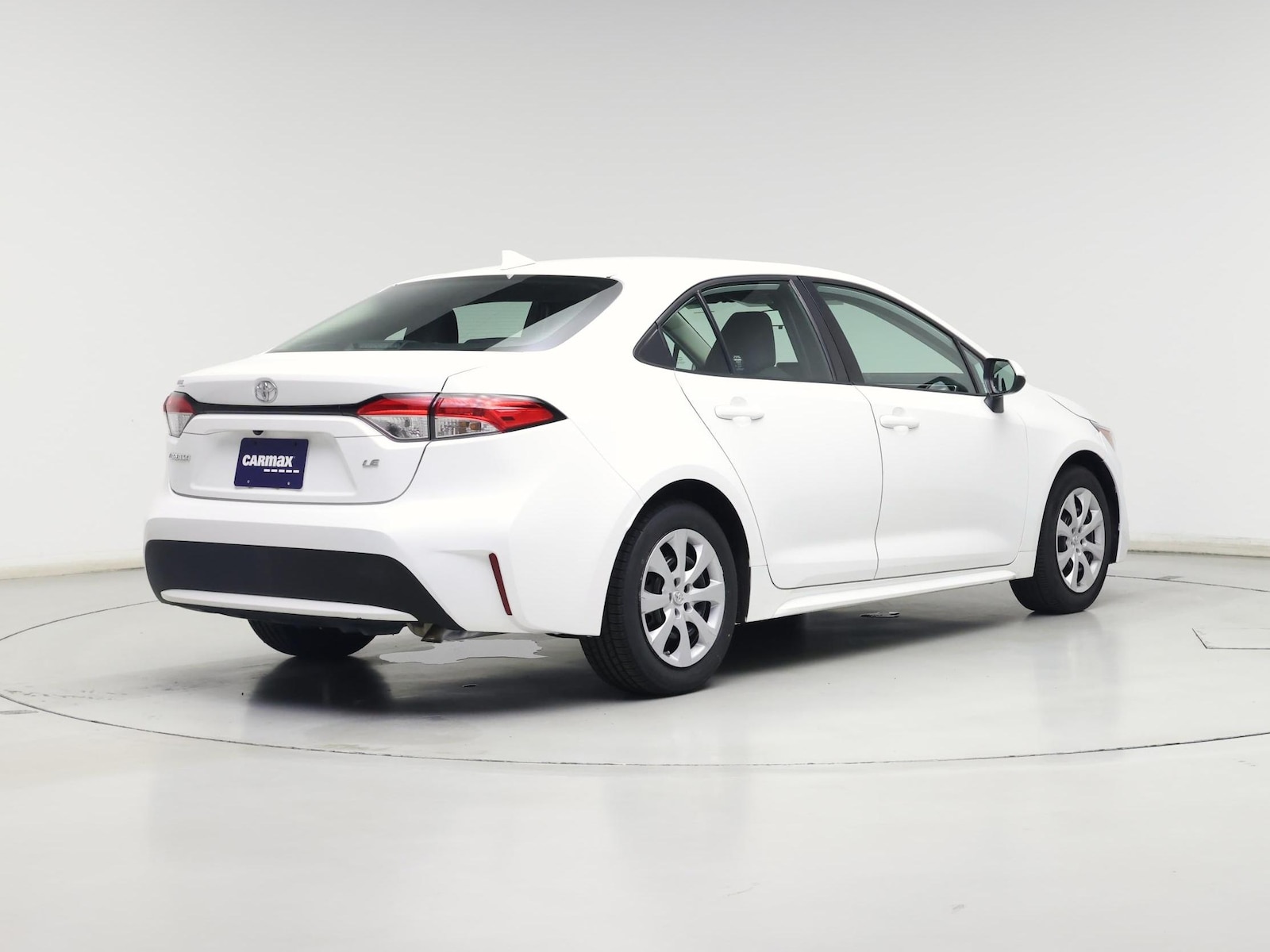 2021 Toyota Corolla LE - Photo 9