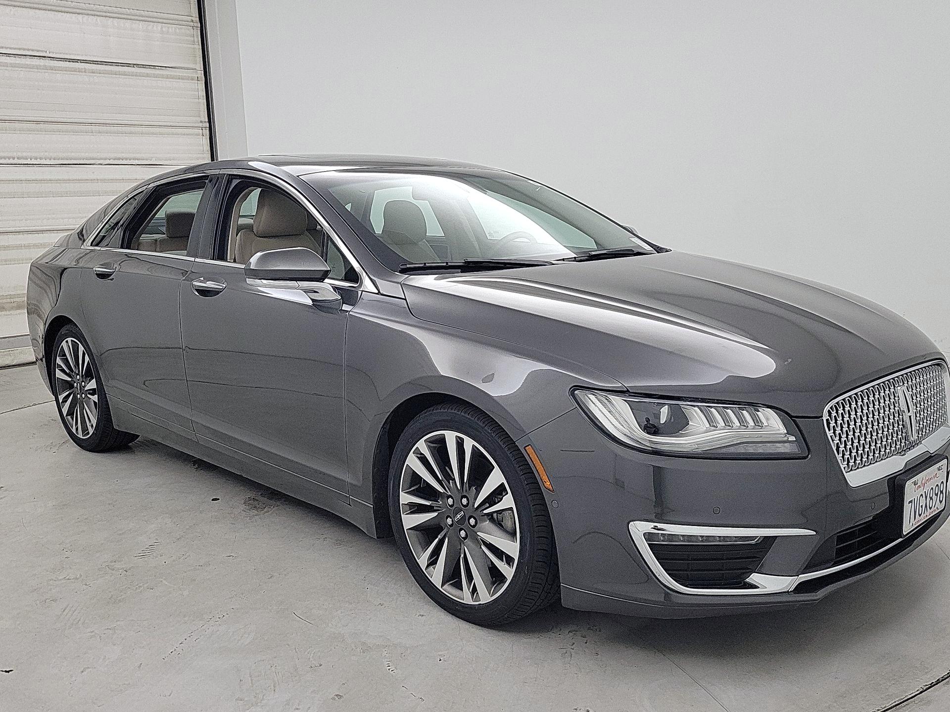 Thumbnail: 2017 Lincoln MKZ - 1