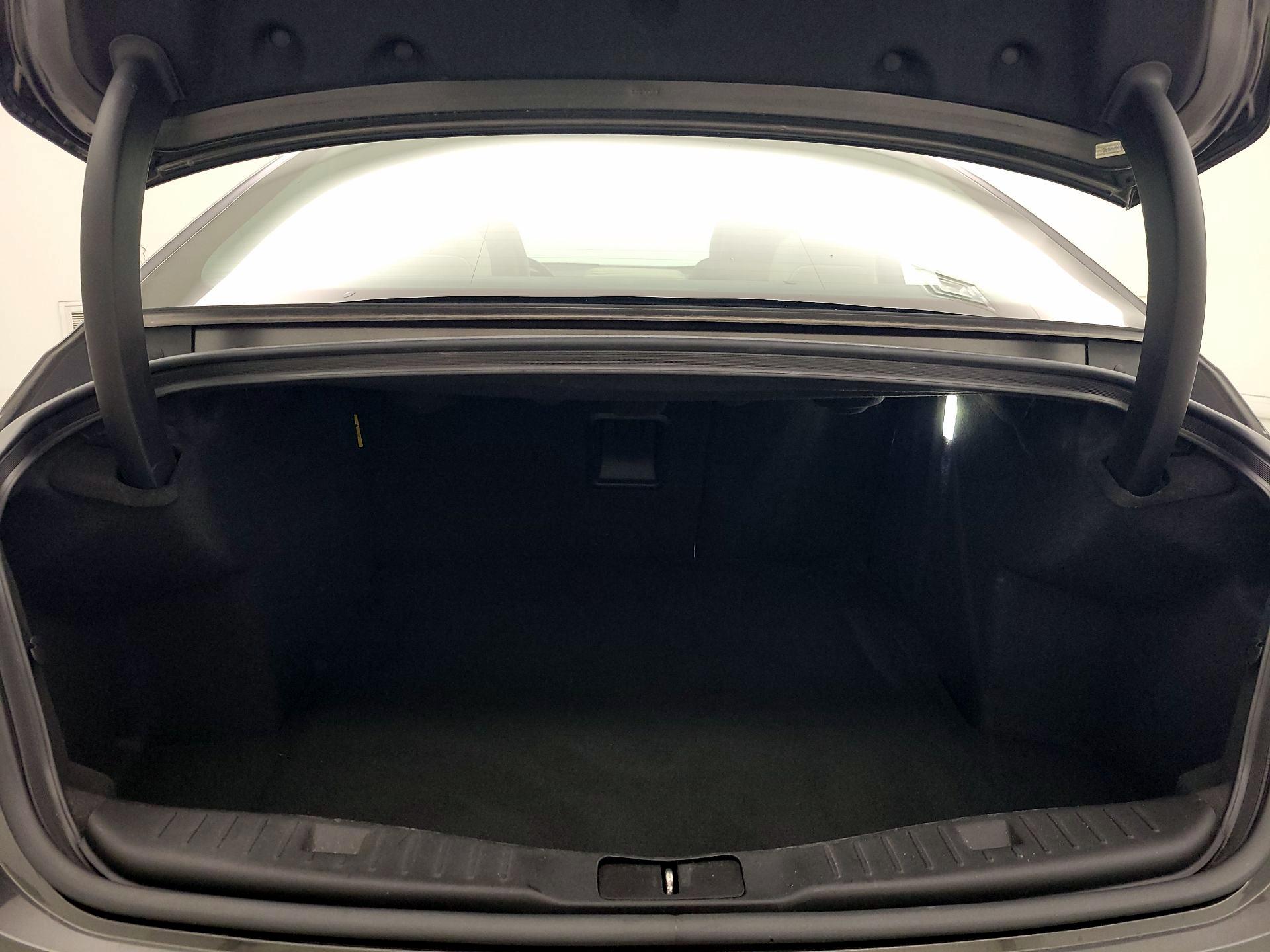 Thumbnail: 2017 Lincoln MKZ - 19