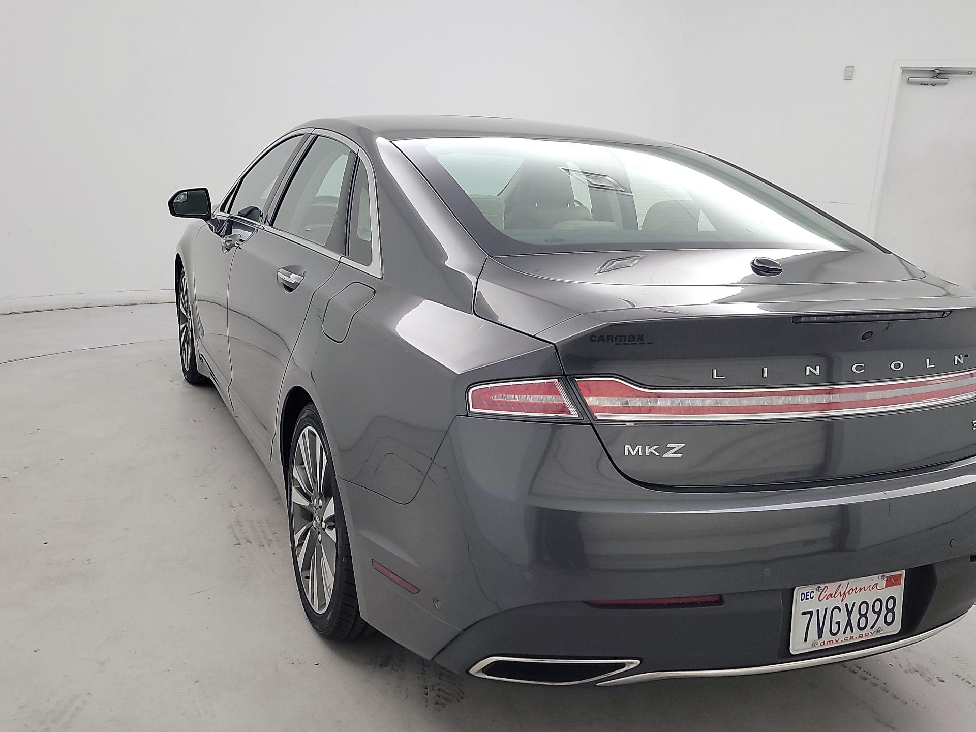 Thumbnail: 2017 Lincoln MKZ - 7