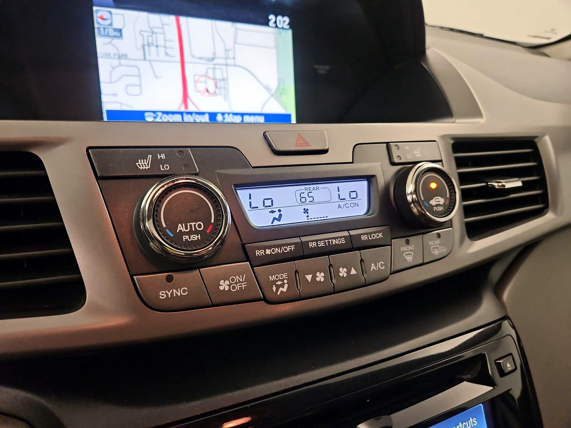 Thumbnail: 2015 Honda Odyssey - 15