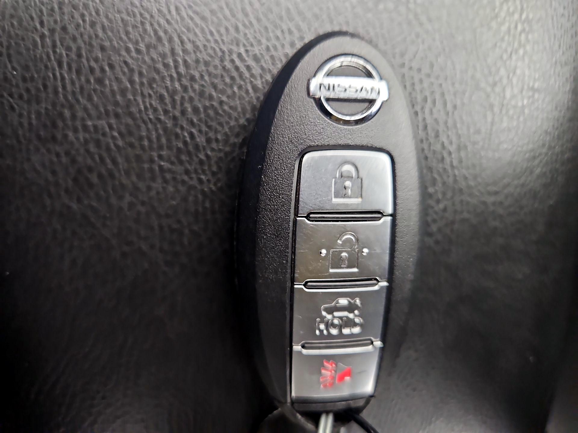 Thumbnail: 2017 Nissan Sentra - 20