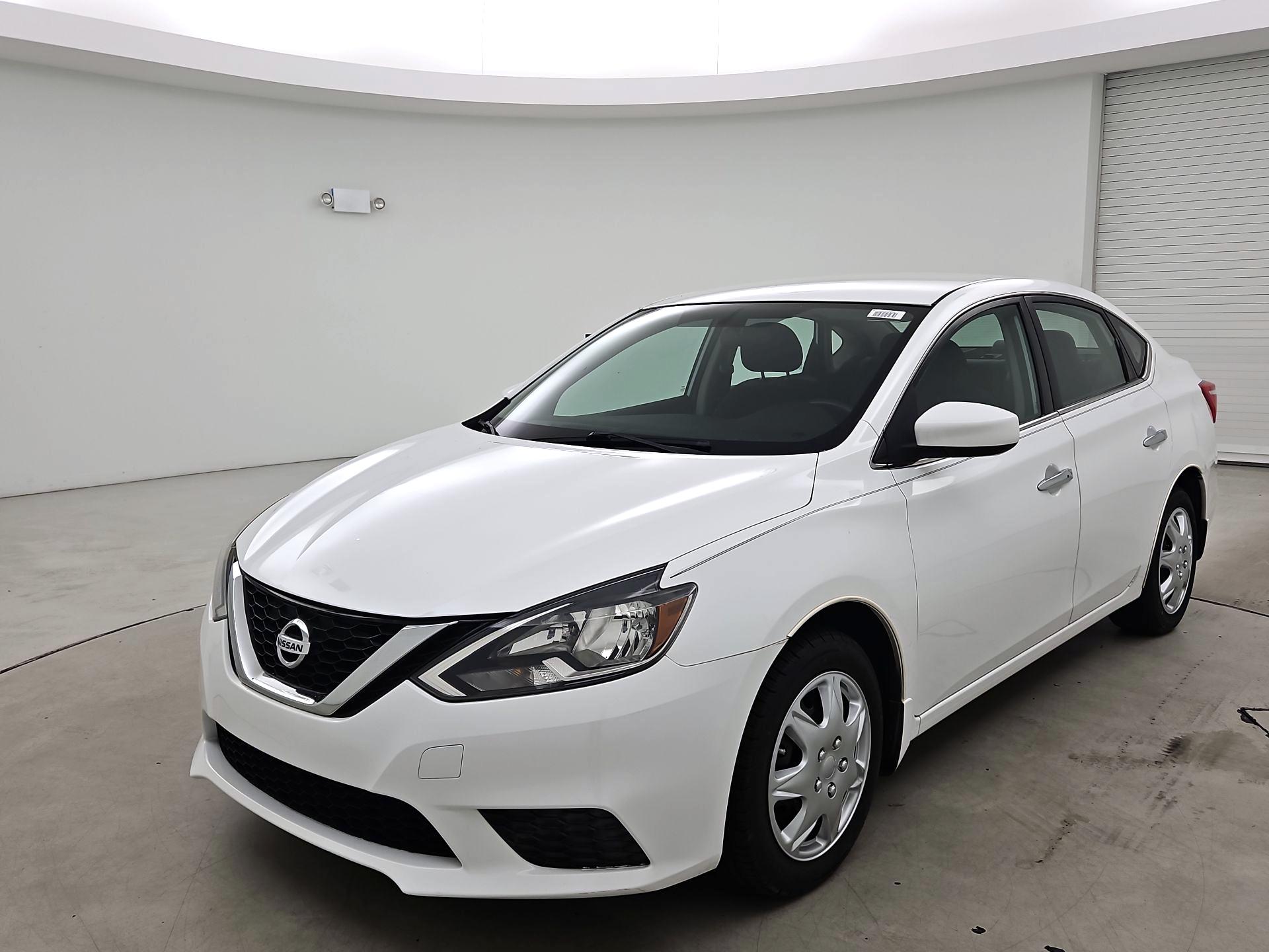 Thumbnail: 2017 Nissan Sentra - 3