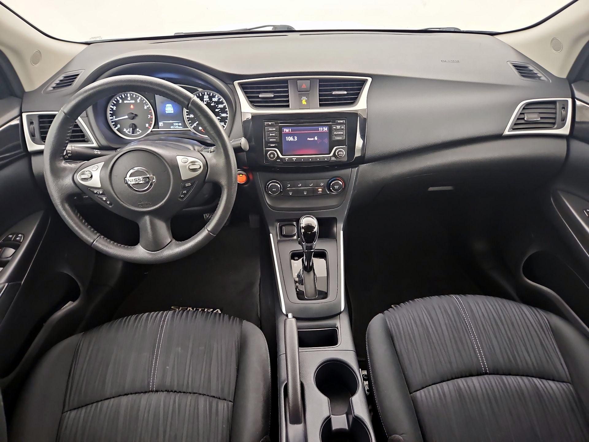 Thumbnail: 2017 Nissan Sentra - 8