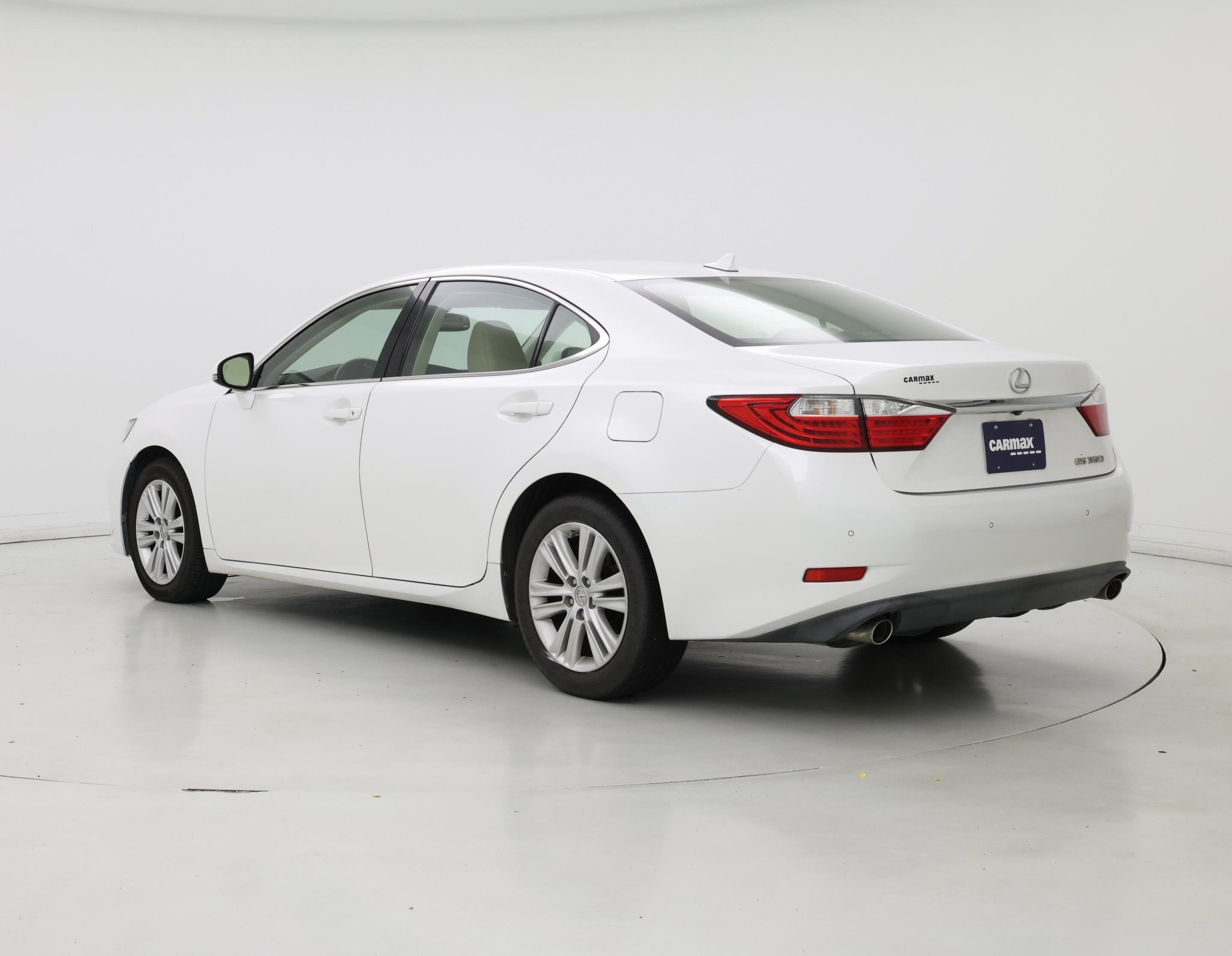 Thumbnail: 2014 Lexus ES - 2