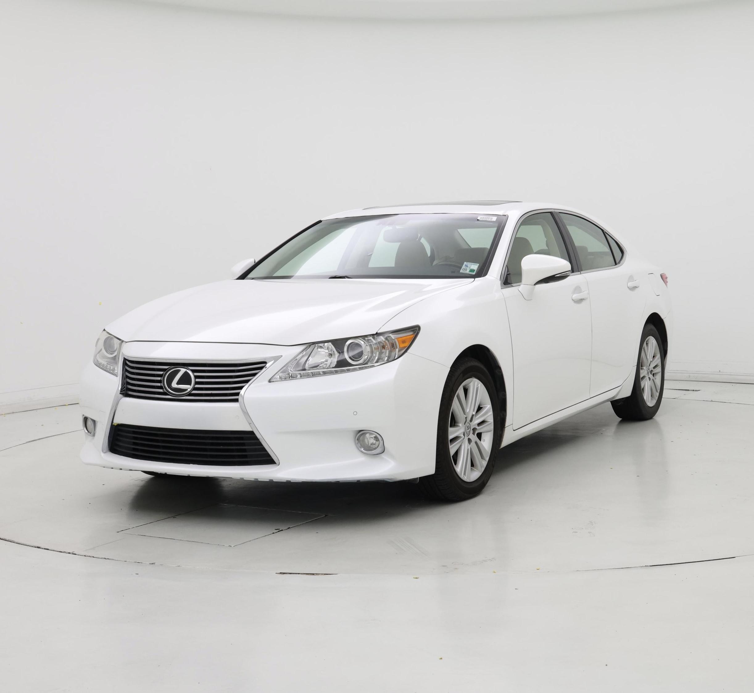 Thumbnail: 2014 Lexus ES - 4