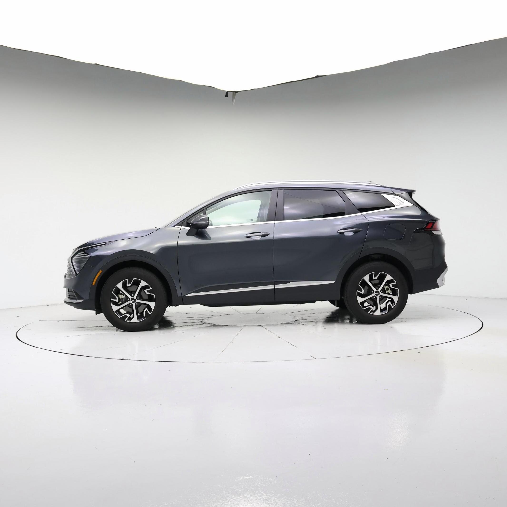 Thumbnail: 2025 Kia Sportage - 3