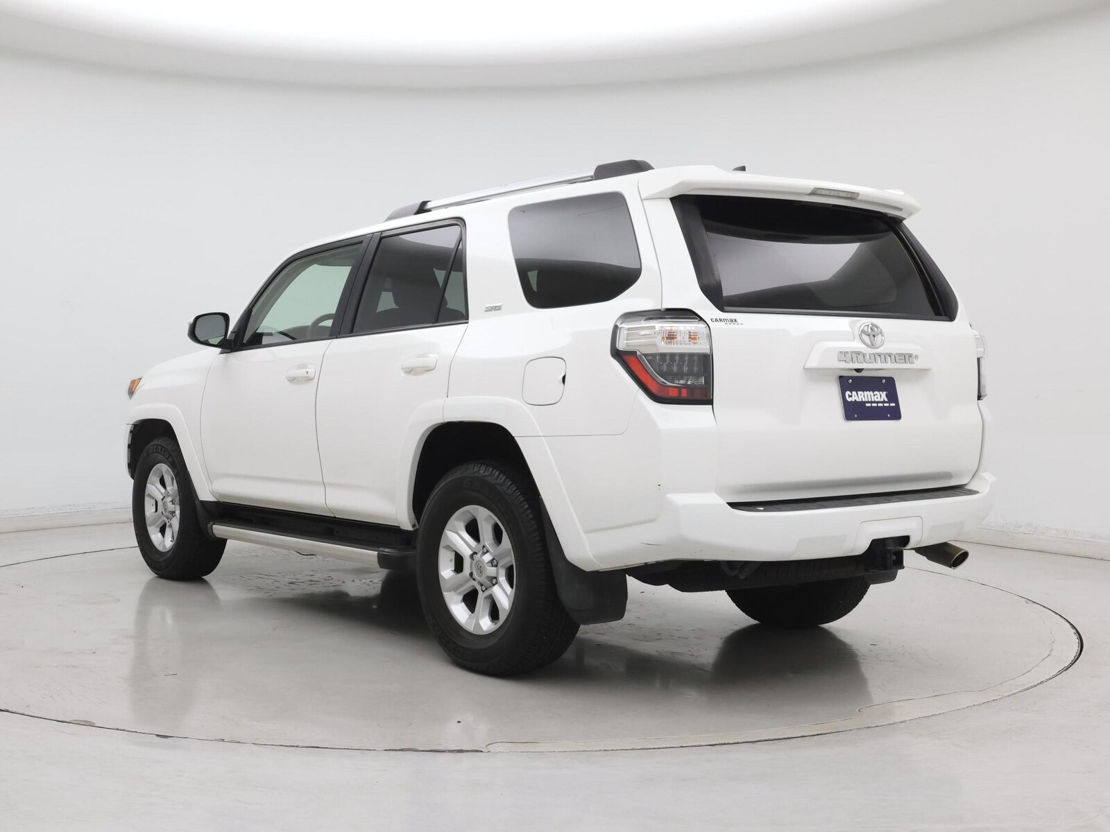 2020 Toyota 4Runner SR5, photo 3