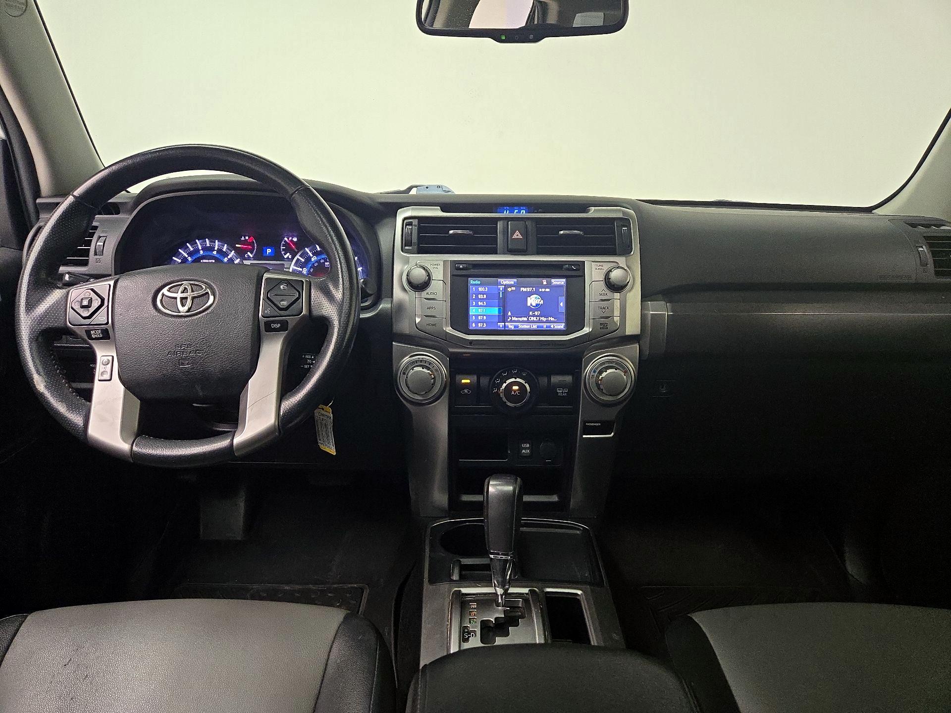Thumbnail: 2016 Toyota 4Runner - 9