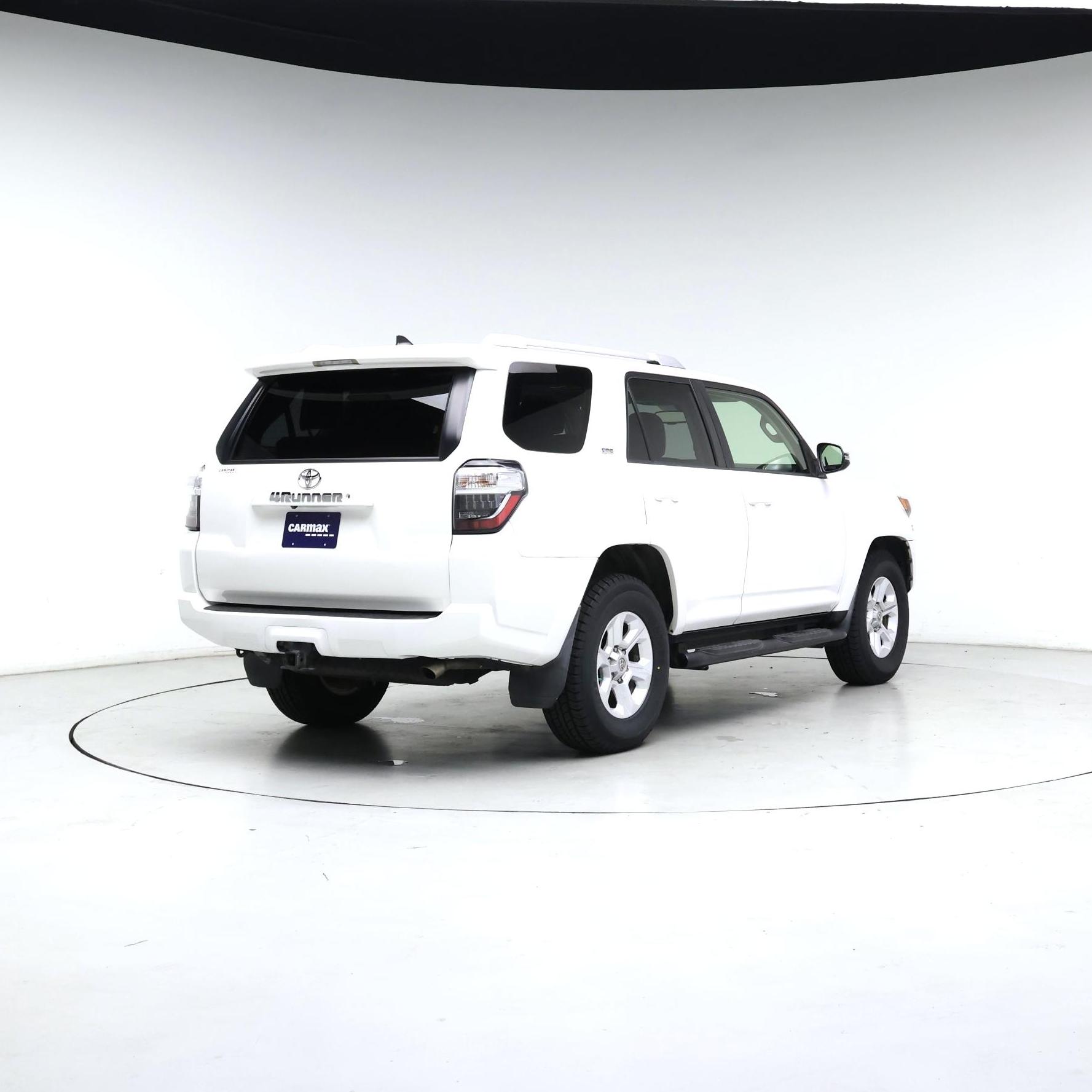 Thumbnail: 2016 Toyota 4Runner - 8
