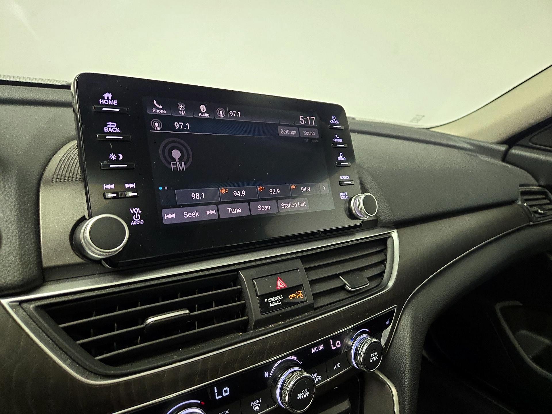 Thumbnail: 2018 Honda Accord - 15