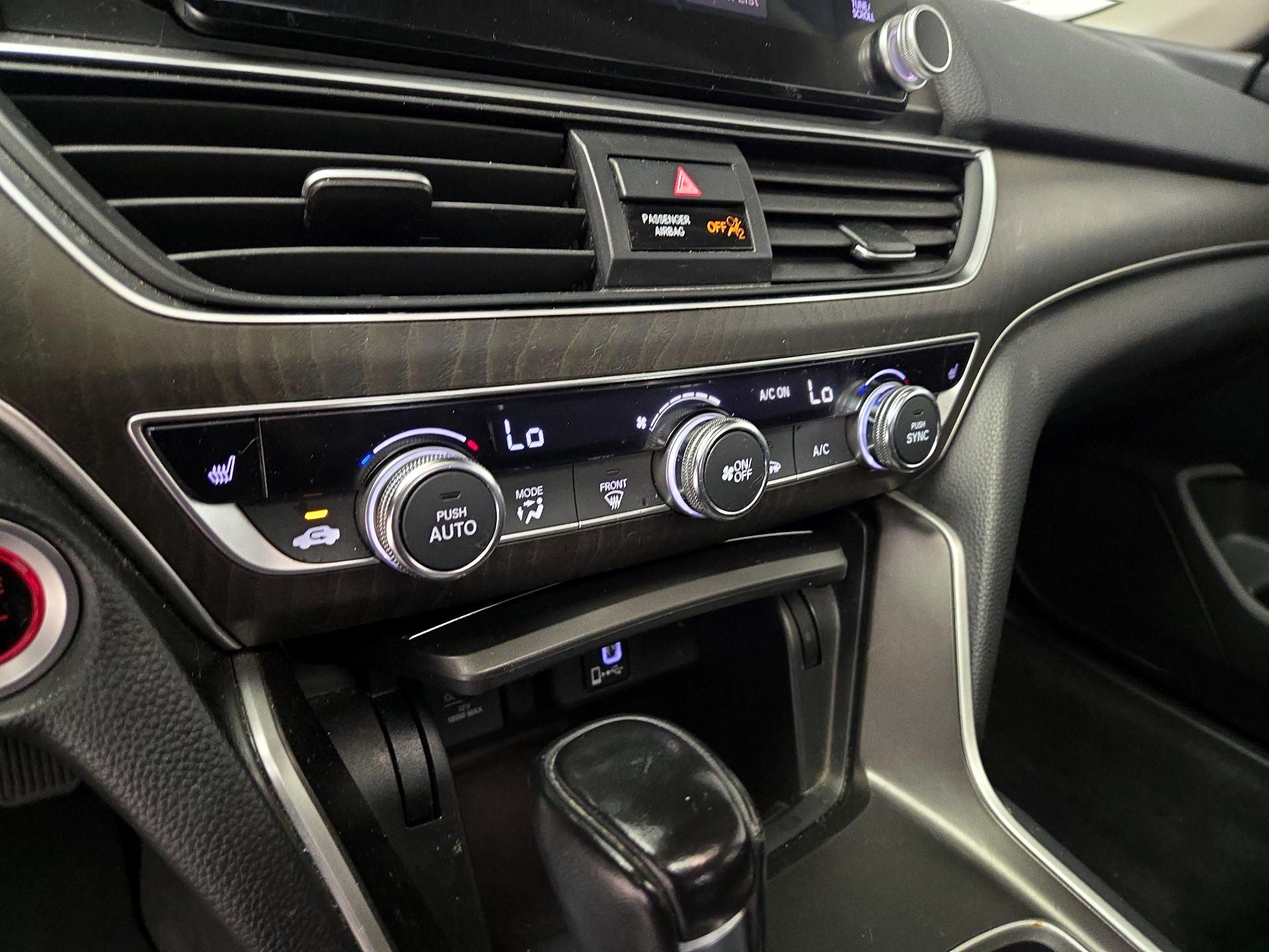 Thumbnail: 2018 Honda Accord - 16