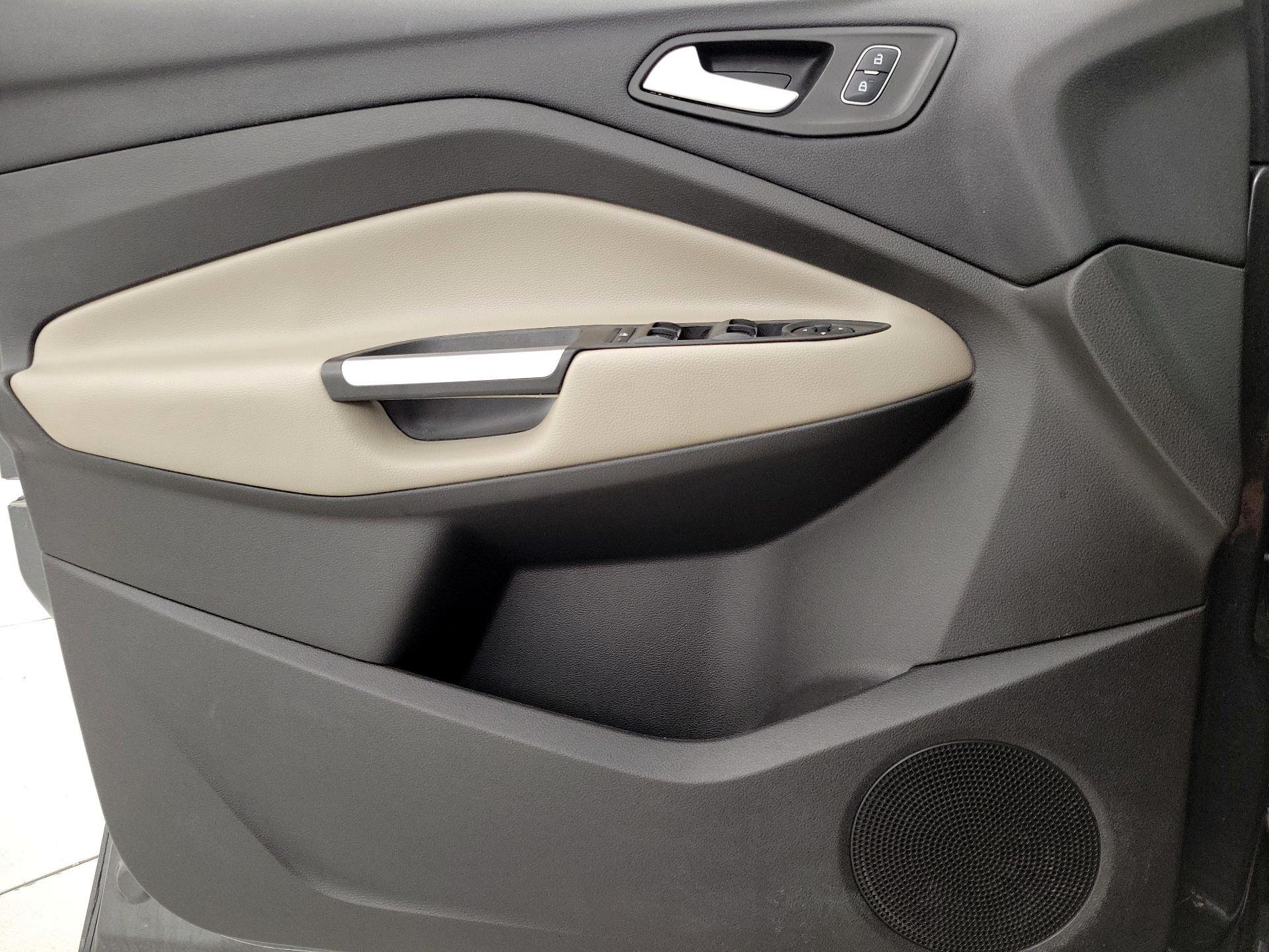 Thumbnail: 2019 Ford Escape - 12