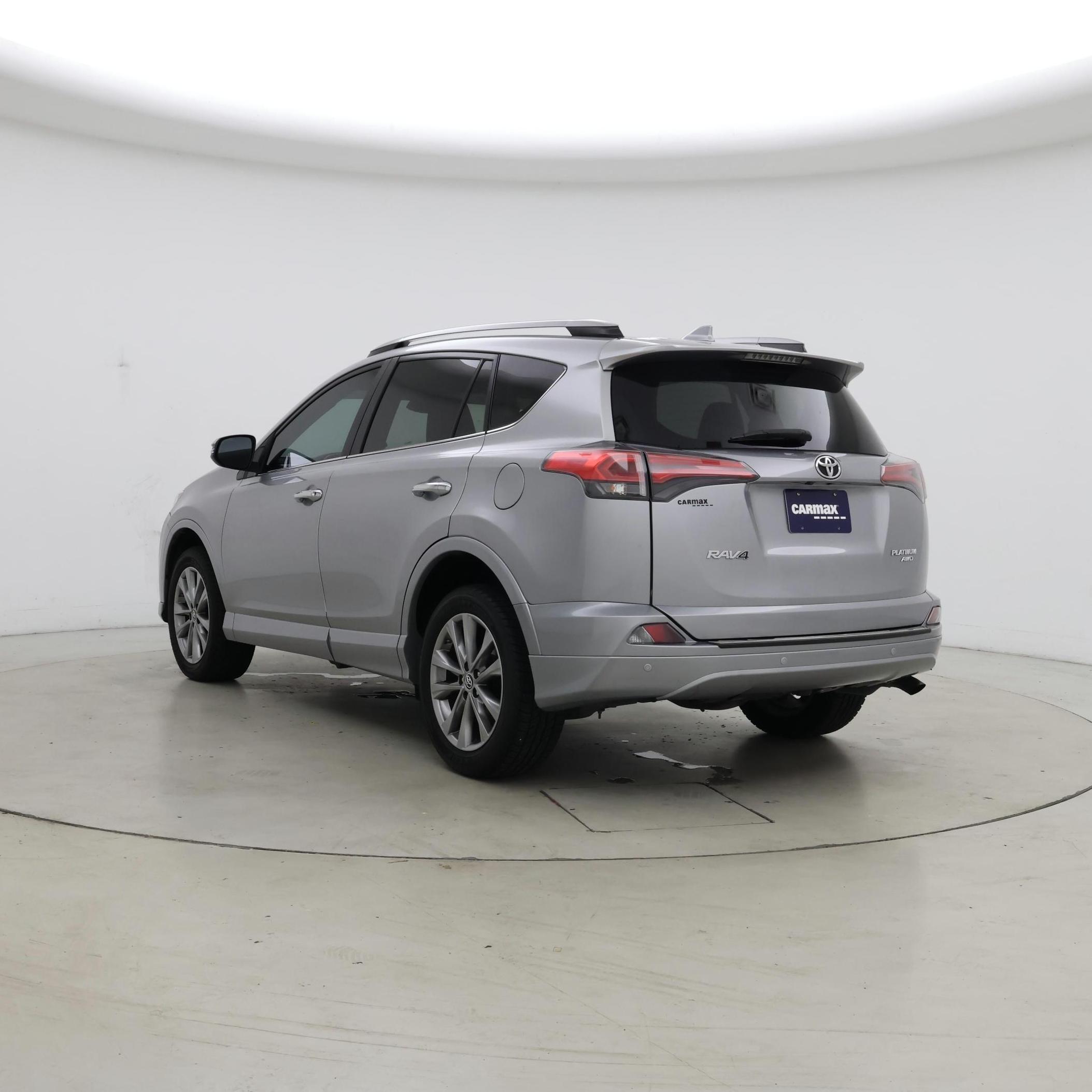 Thumbnail: 2017 Toyota RAV4 - 2