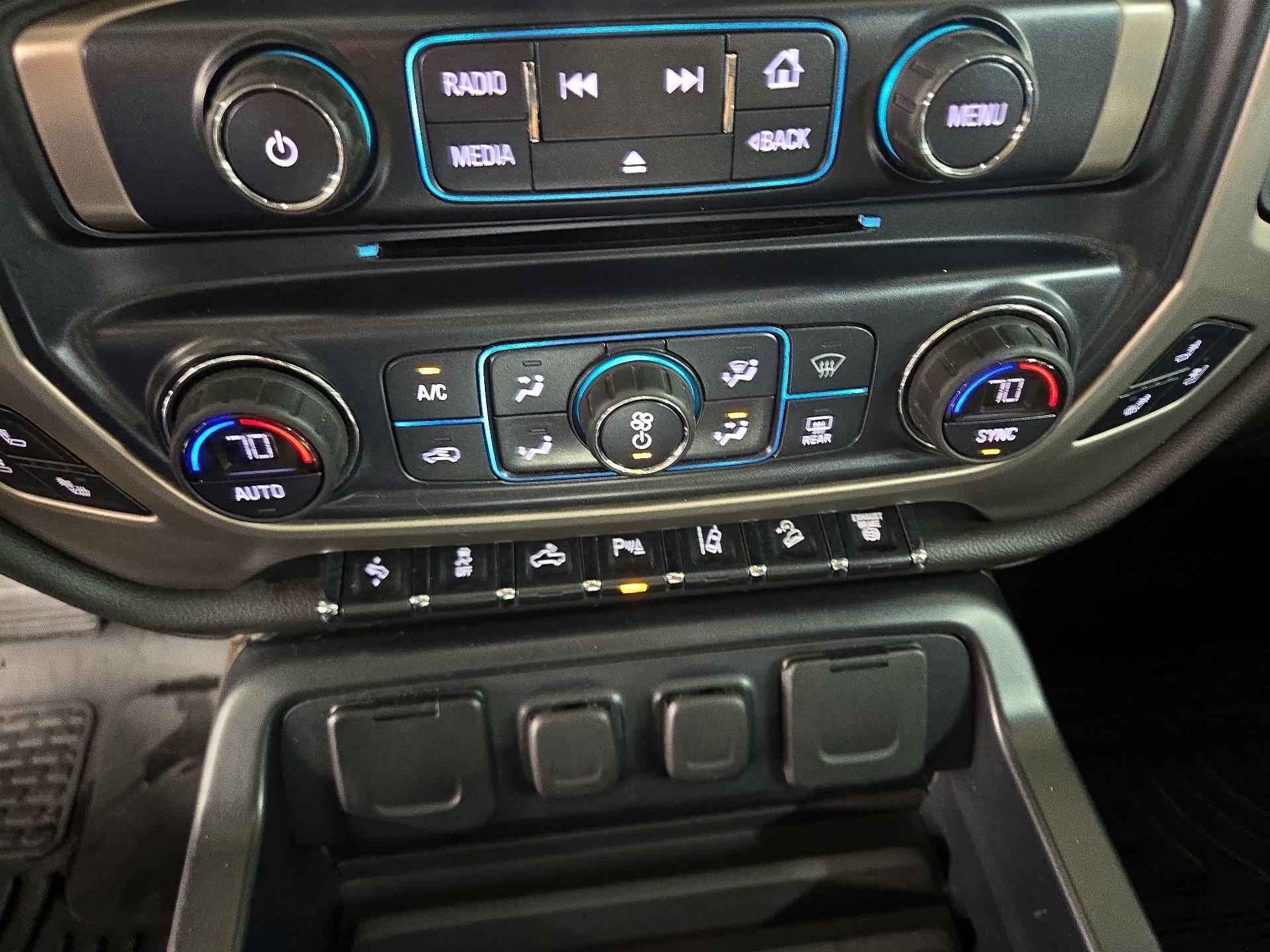 Thumbnail: 2017 GMC Sierra 2500 - 16