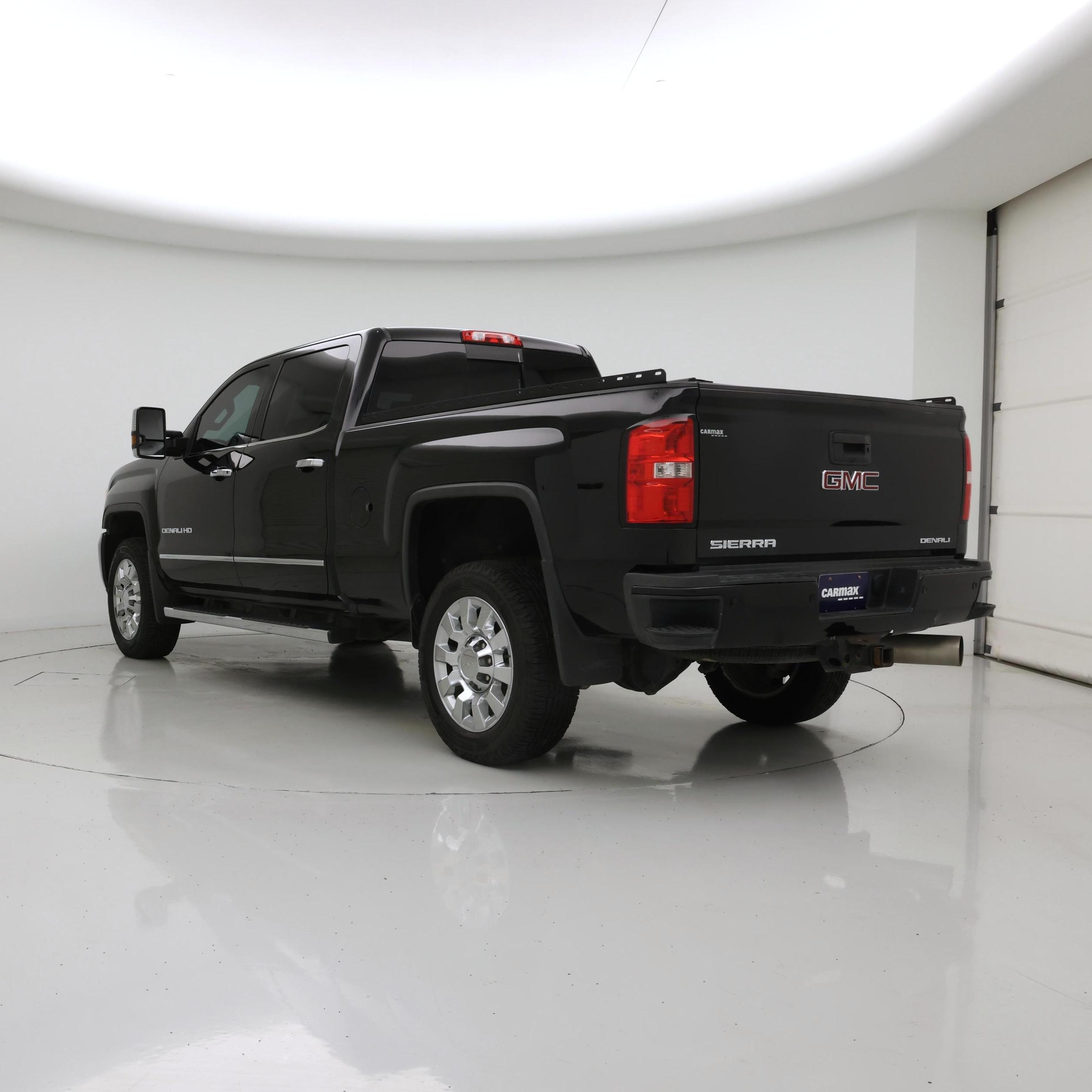 Thumbnail: 2017 GMC Sierra 2500 - 2