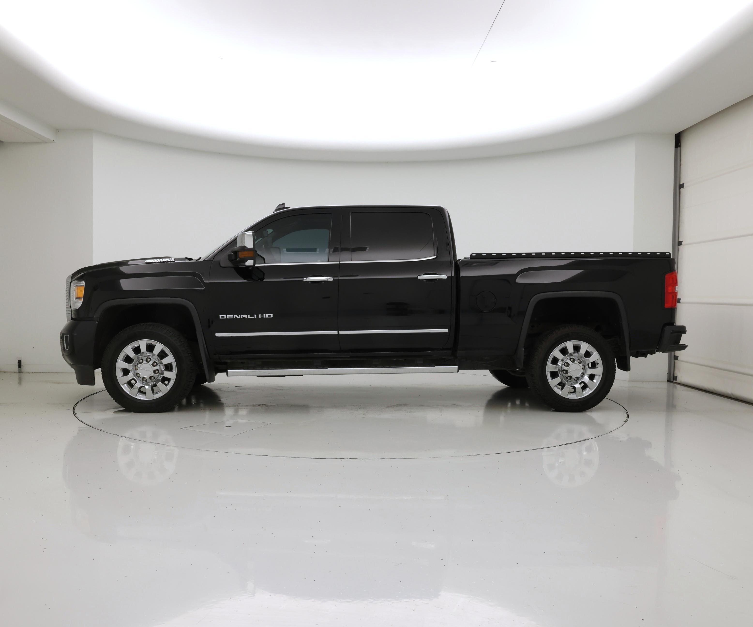 Thumbnail: 2017 GMC Sierra 2500 - 3
