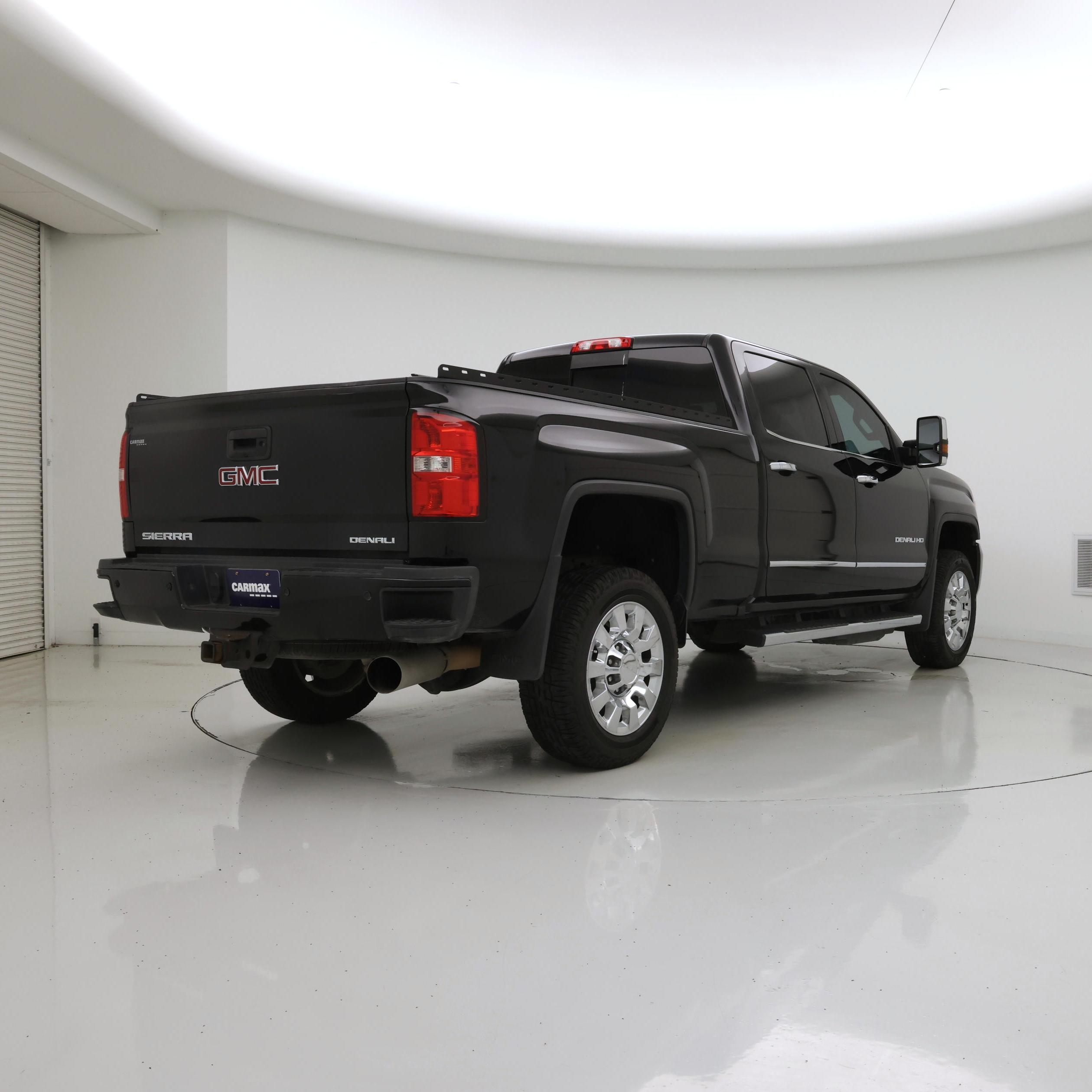 Thumbnail: 2017 GMC Sierra 2500 - 8