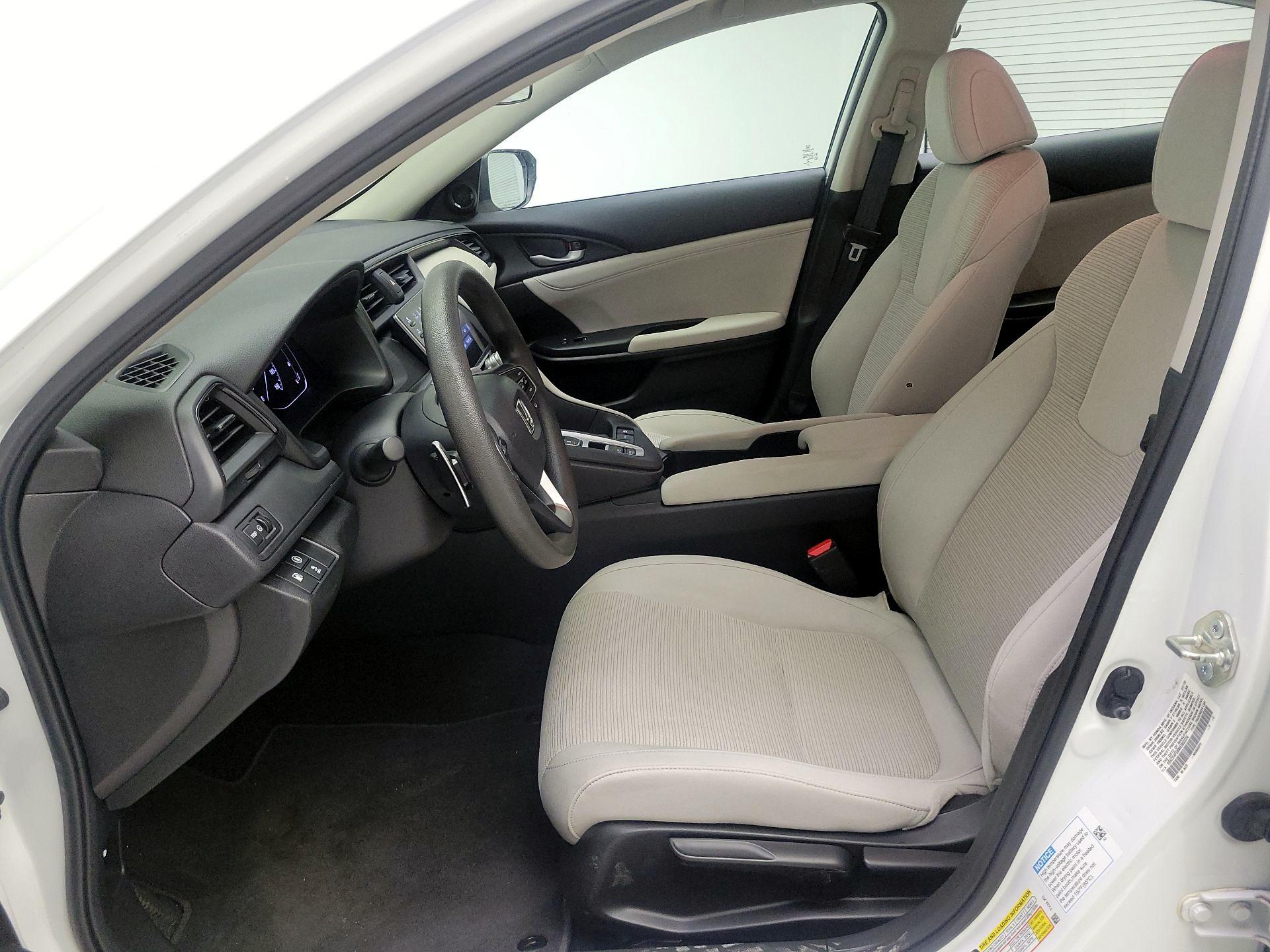 Thumbnail: 2021 Honda Insight - 11